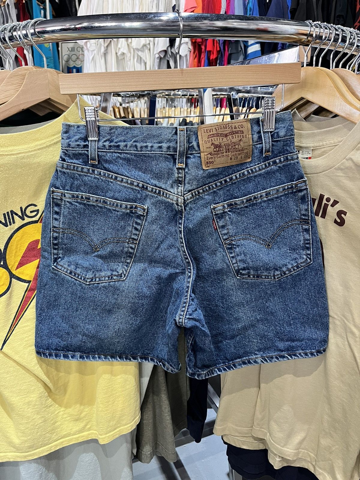Vintage Y2K Levi 550 Denim Blue Jeans Shorts Jorts 29