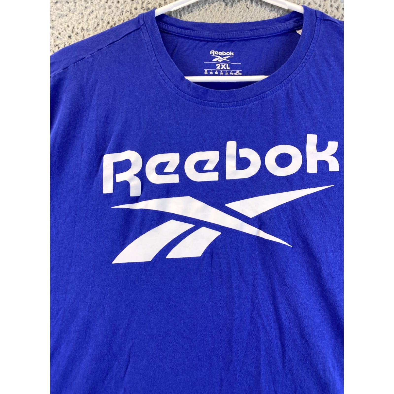 Reebok Reebok Women Top 2XL Blue Print Athletic Short Sleeve V-Neck 72-38 Size XXL / US 16-18 / IT 52-54 - 2 Thumbnail