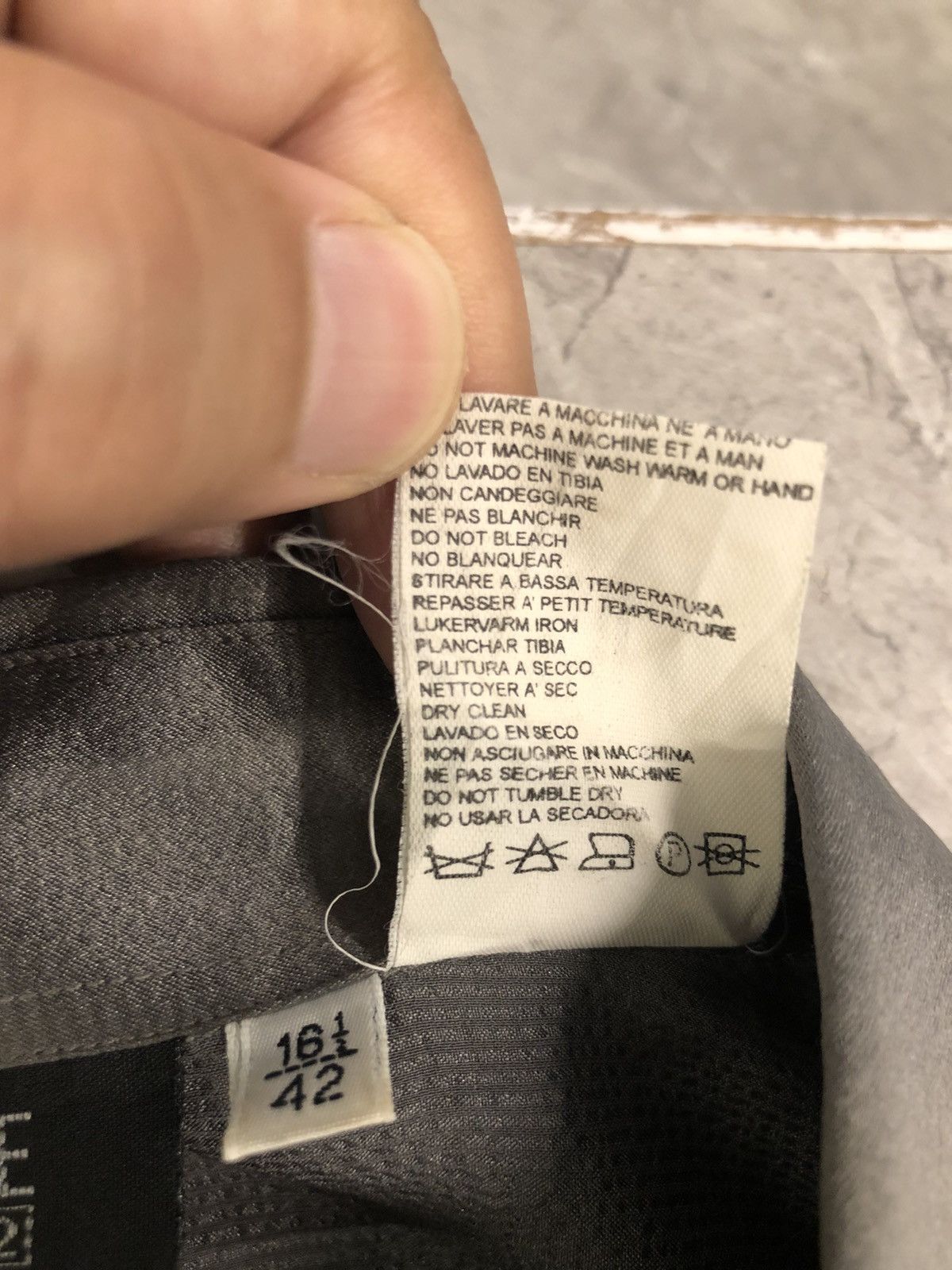 Hedi Slimane Versace Classic V2 Vintage Silk Size US XL / EU 56 / 4 - 17 Thumbnail