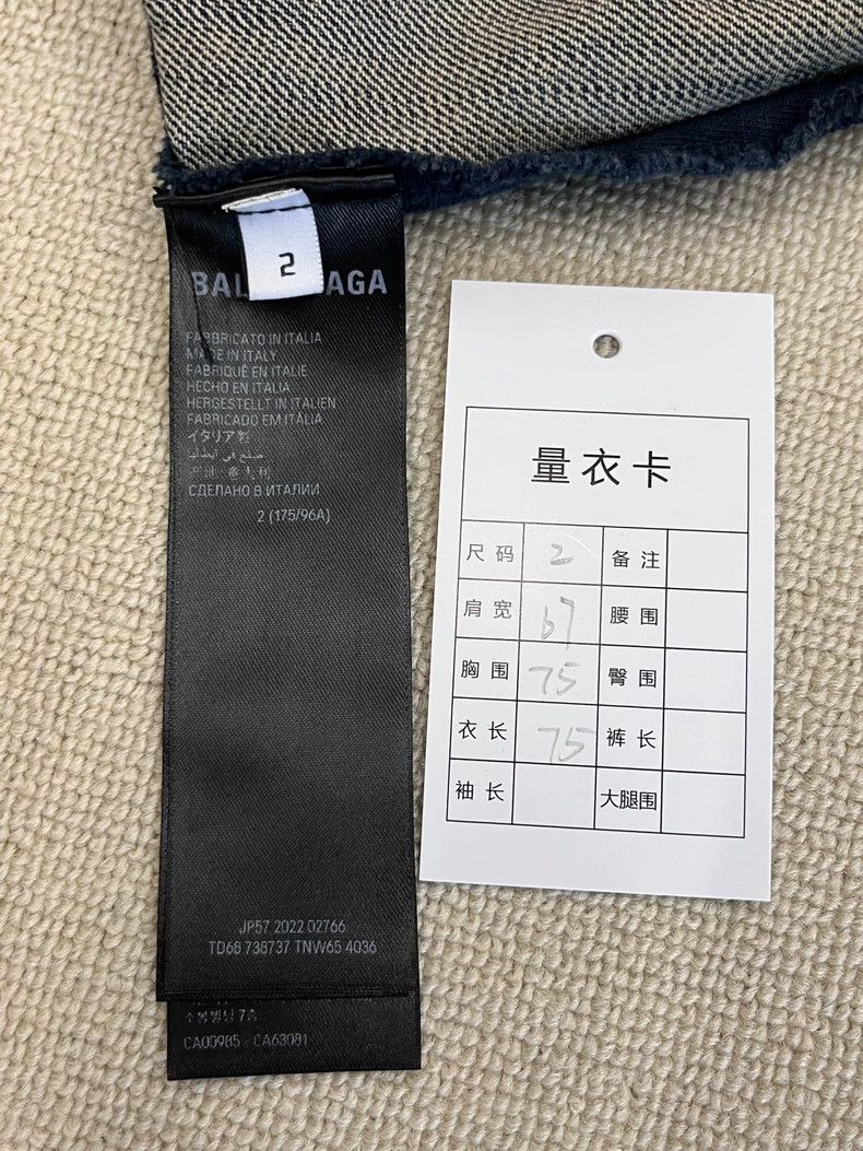 Balenciaga Balenciaga Solid Color Single Button Hooded Loose Fit Jack Size US M / EU 48-50 / 2 - 3 Thumbnail