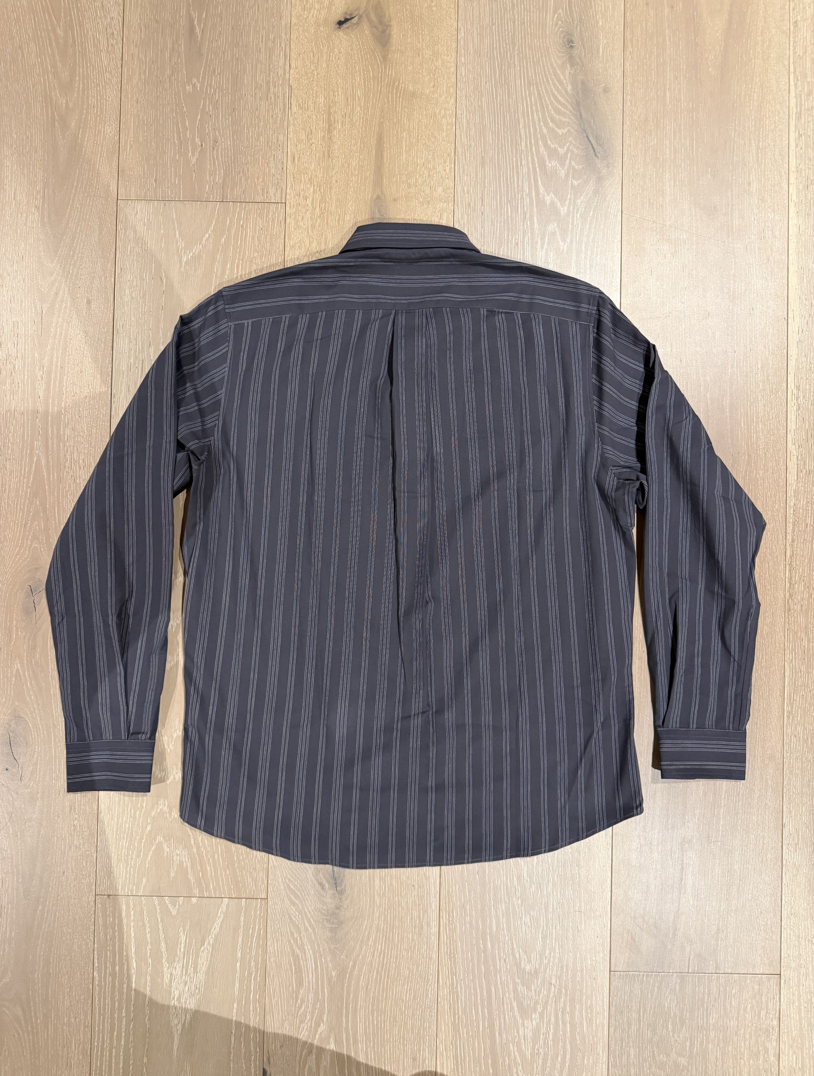 JJJJound 💚 JJJJound Striped Button Up Shirt Charcoal/Off White NEW Size US L / EU 52-54 / 3 - 17 Thumbnail