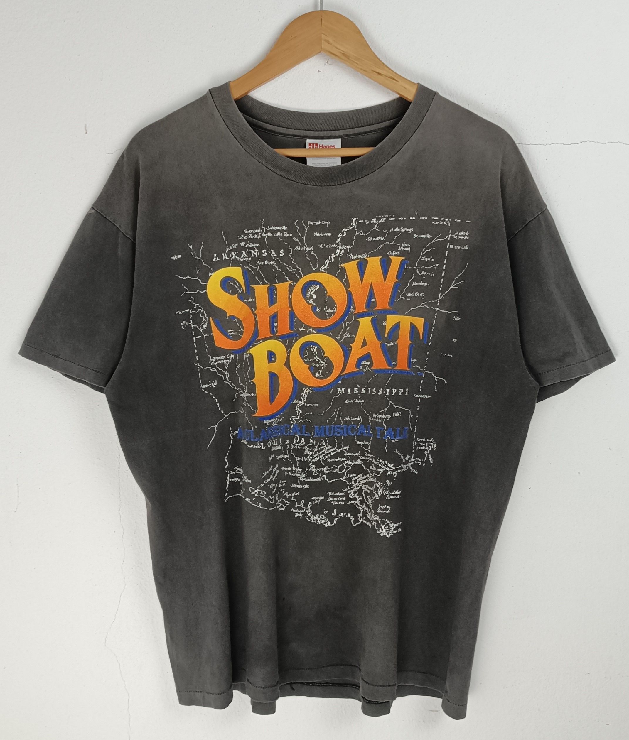 Vintage THRASHED FADED VINTAGE 90'S SHOW BOAT '51 CLASSIC MUSICAL Size US L / EU 52-54 / 3 - 3 Thumbnail