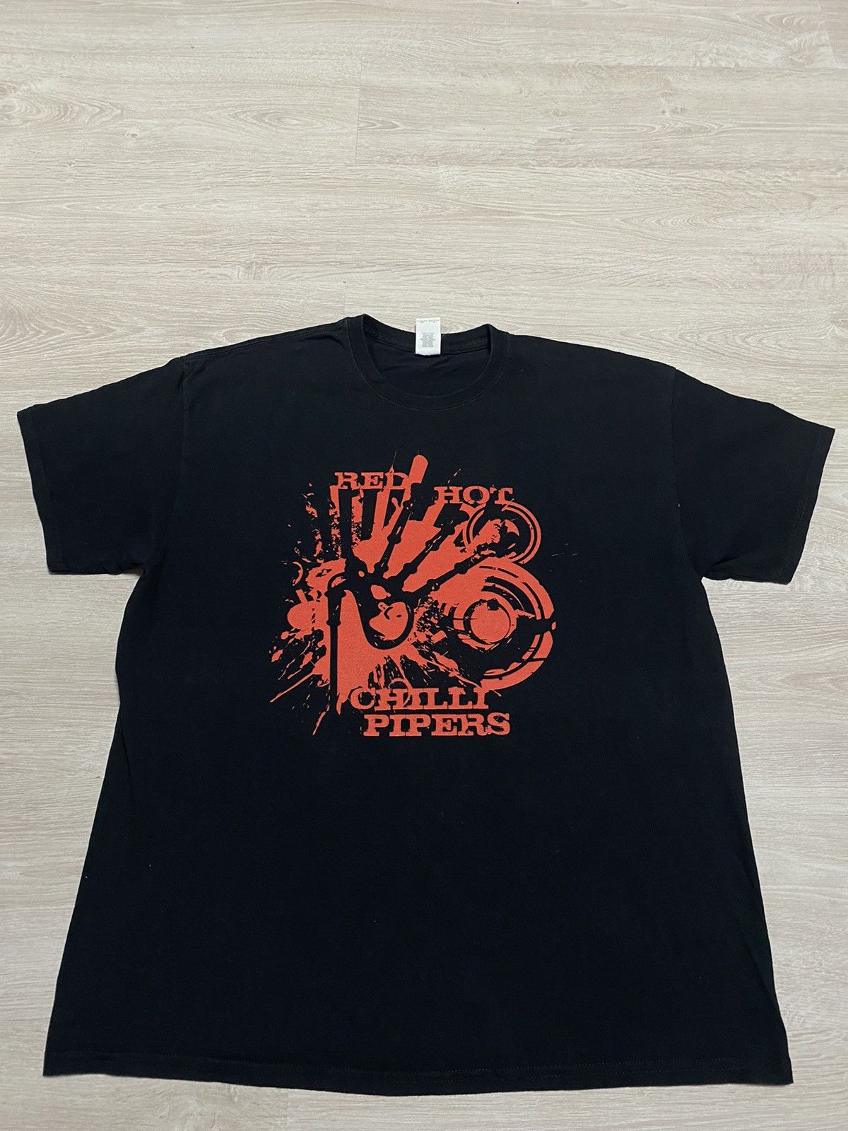 Band Tees Red Hot Chili Peppers Big Logo T-shirt size XL Size US XL / EU 56 / 4 - 1 Thumbnail