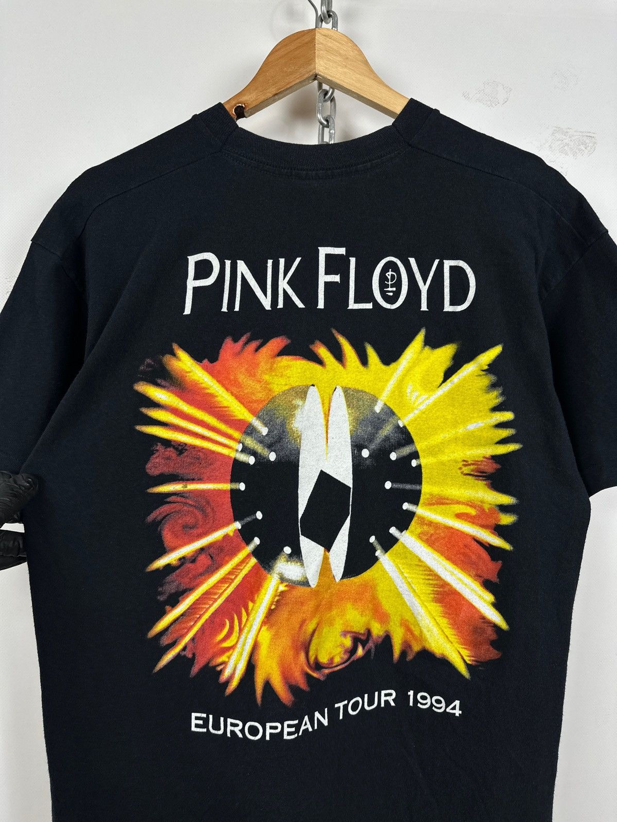 Band Tees 1994 Vintage Pink Floyd North European Tour Brockum T-Shirt Size US L / EU 52-54 / 3 - 18 Thumbnail