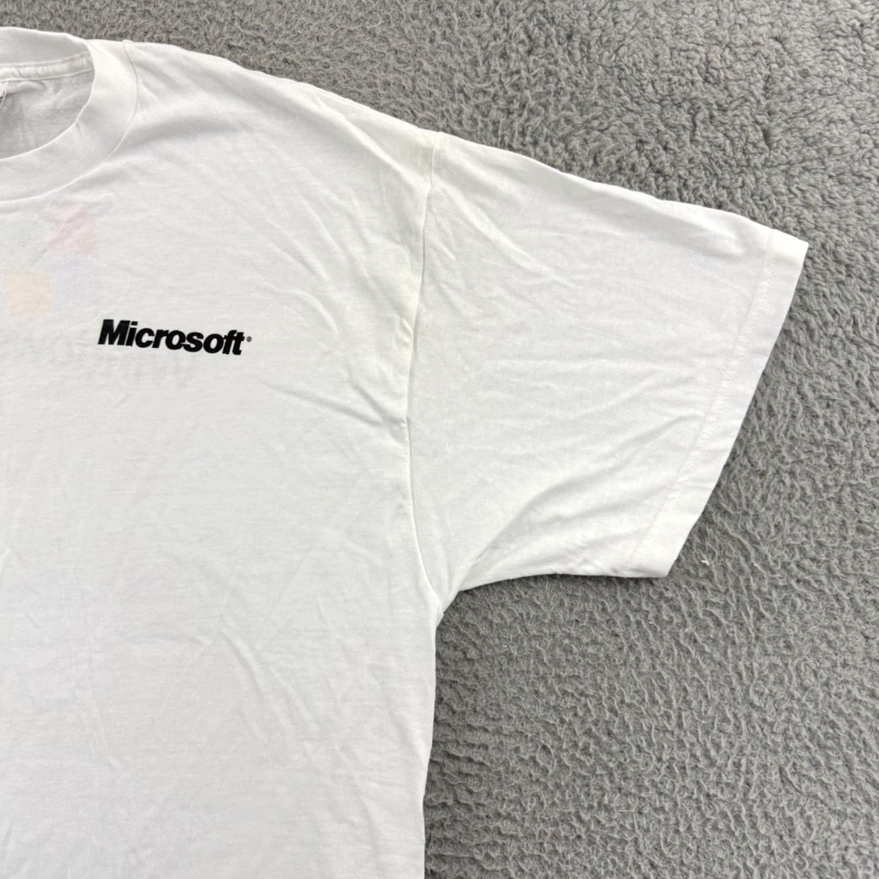 Fruit Of The Loom VINTAGE Microsoft Shirt Mens XL White Windows Server 2003 Short Sleeve Tech Y2K Logo Graphic Print 80s 90s USA USA Mens XL White Size US XL / EU 56 / 4 - 6 Thumbnail