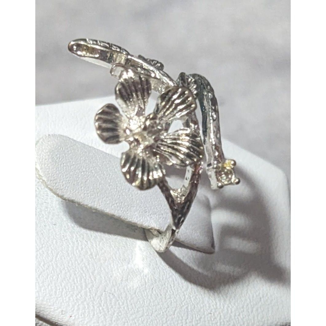 Other Floral Fairy Silver Tone Gemmed Ring Size 6 Size ONE SIZE - 2 Thumbnail