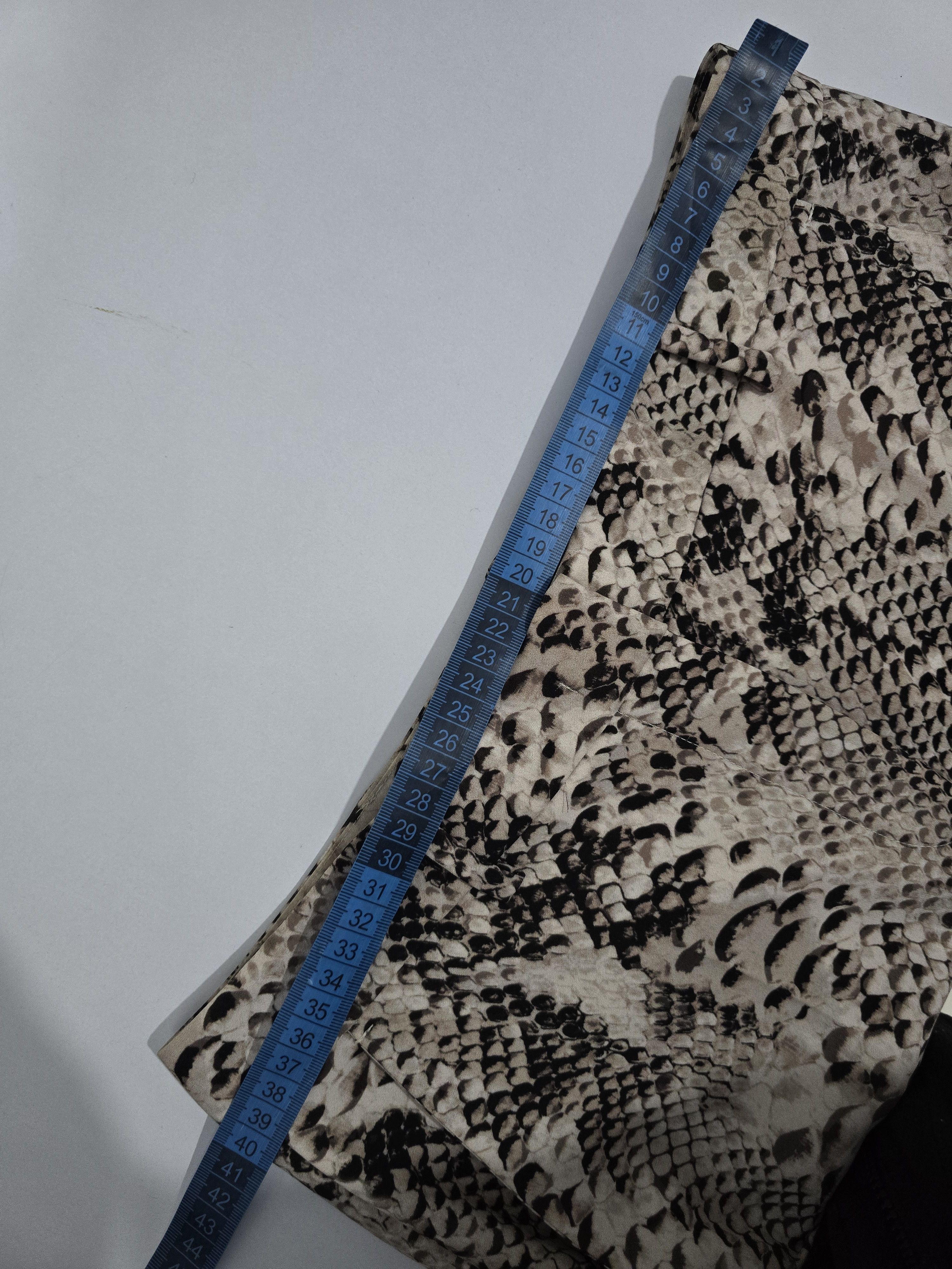 Liu Jo LIU JO trousers/pants , snake pattern, women's small it40 Size 27" / US 4 / IT 40 - 13 Thumbnail