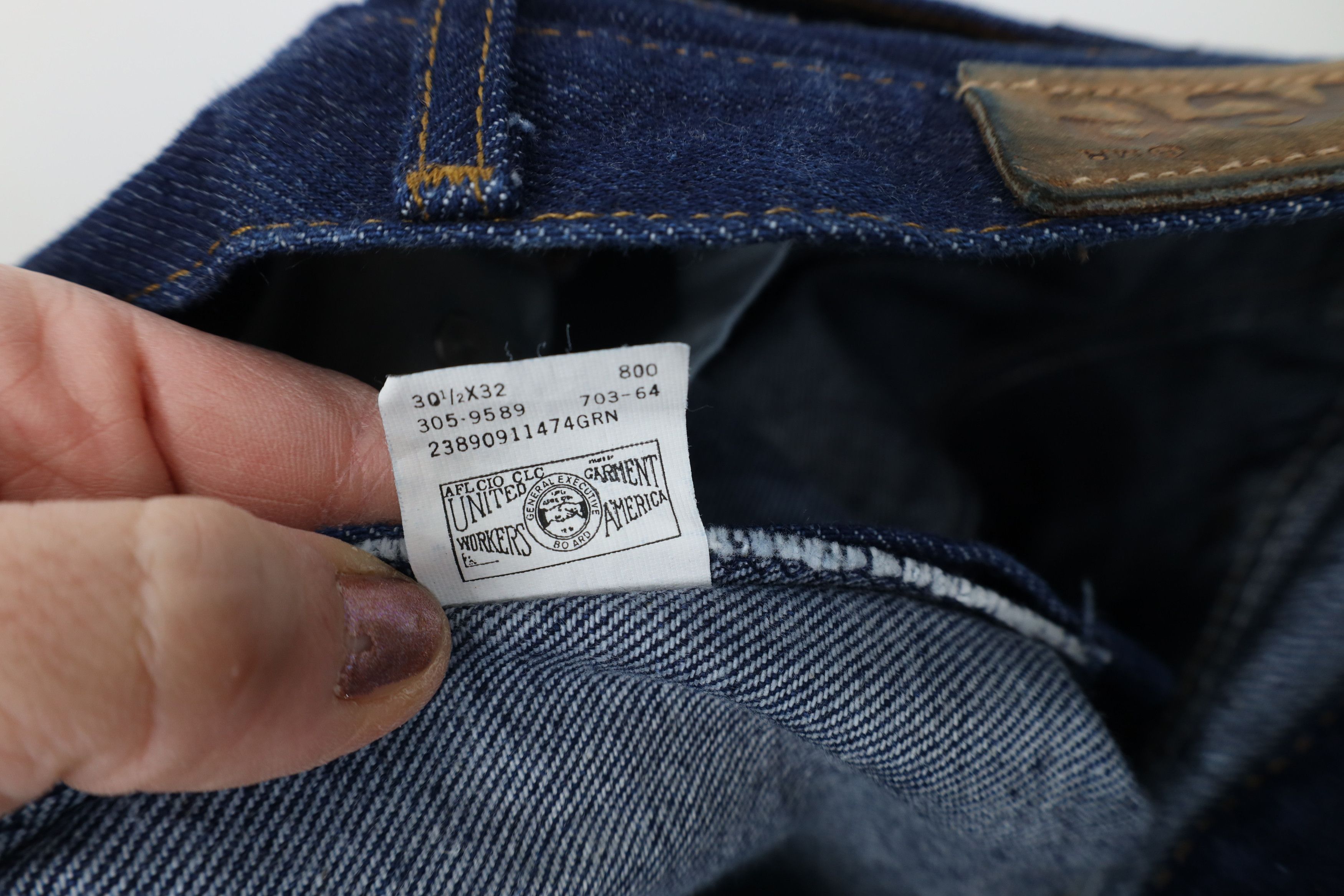 Lee Deadstock Vintage 90s Lee Fit Straight Leg Jeans Indigo USA Size 36" / US 14 / IT 50 - 9 Thumbnail