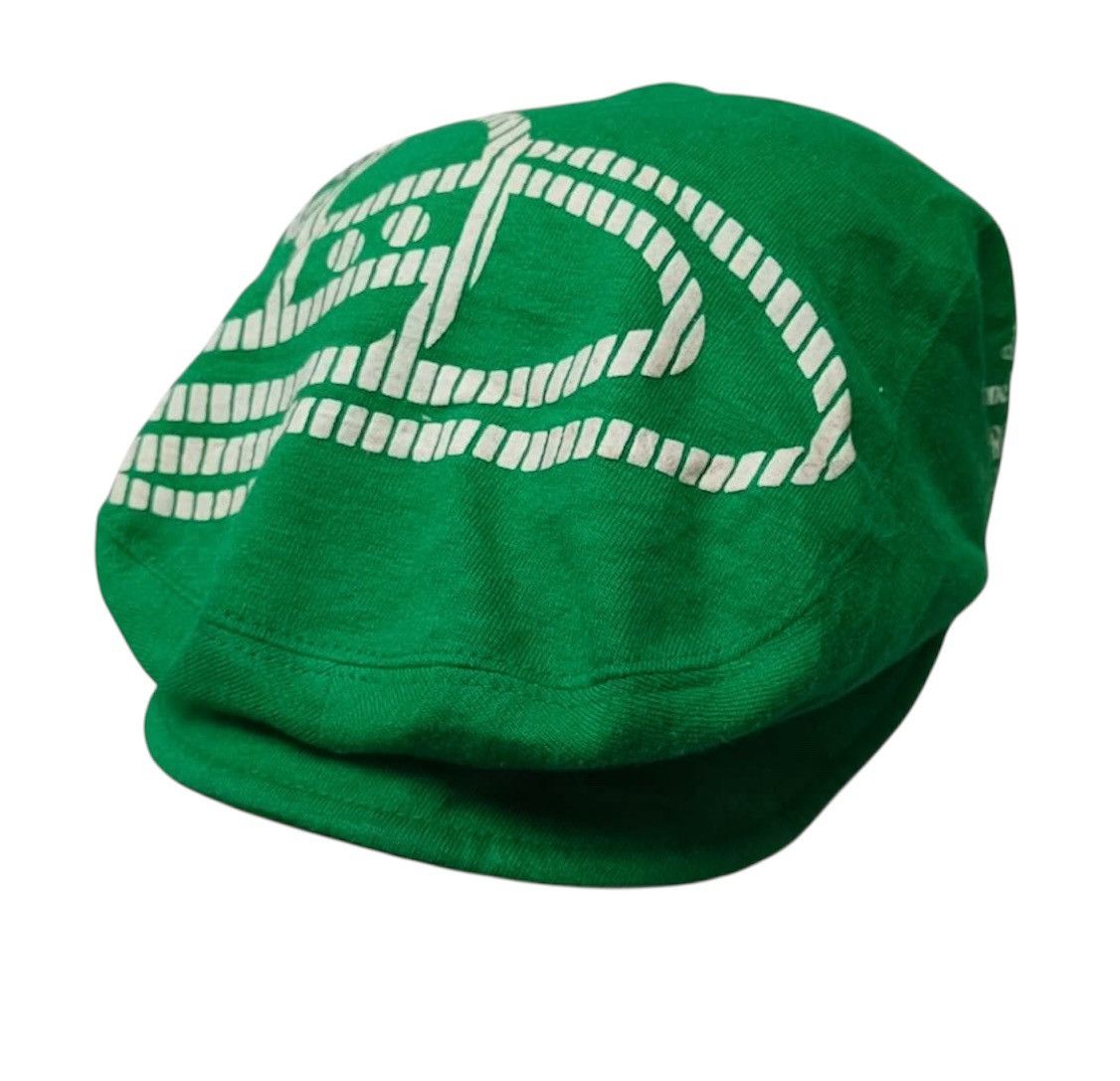 Vivienne Westwood Vivienne westwood flat hat big logo Size ONE SIZE - 2 Thumbnail
