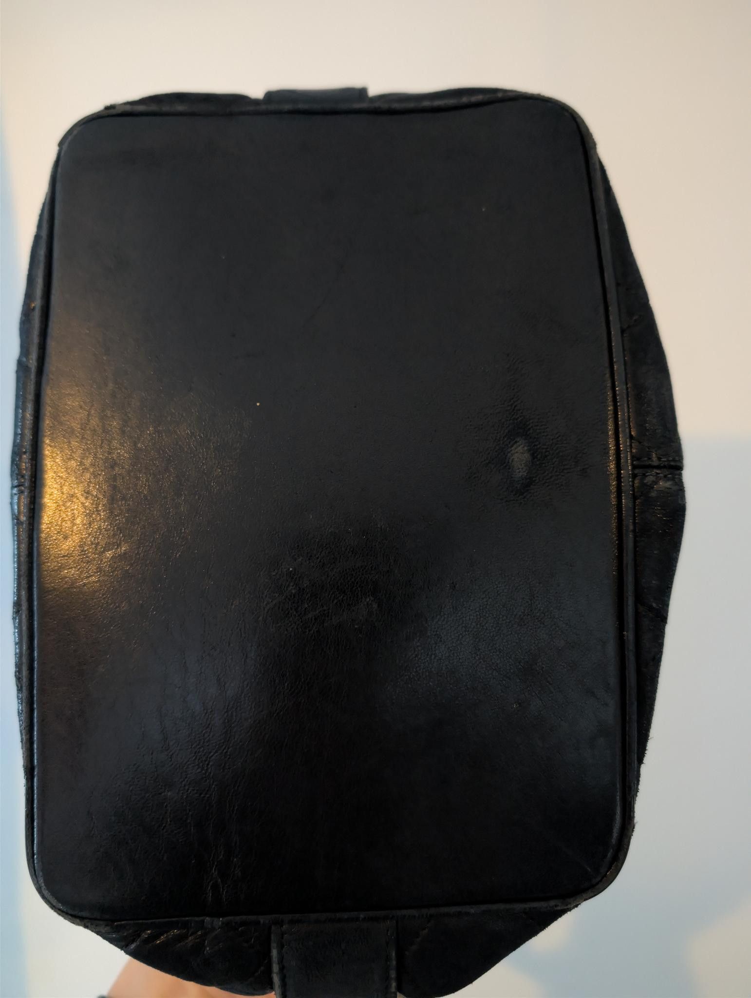 Chanel Vintage Chanel Black Leather Quilted Bag Size ONE SIZE - 9 Thumbnail