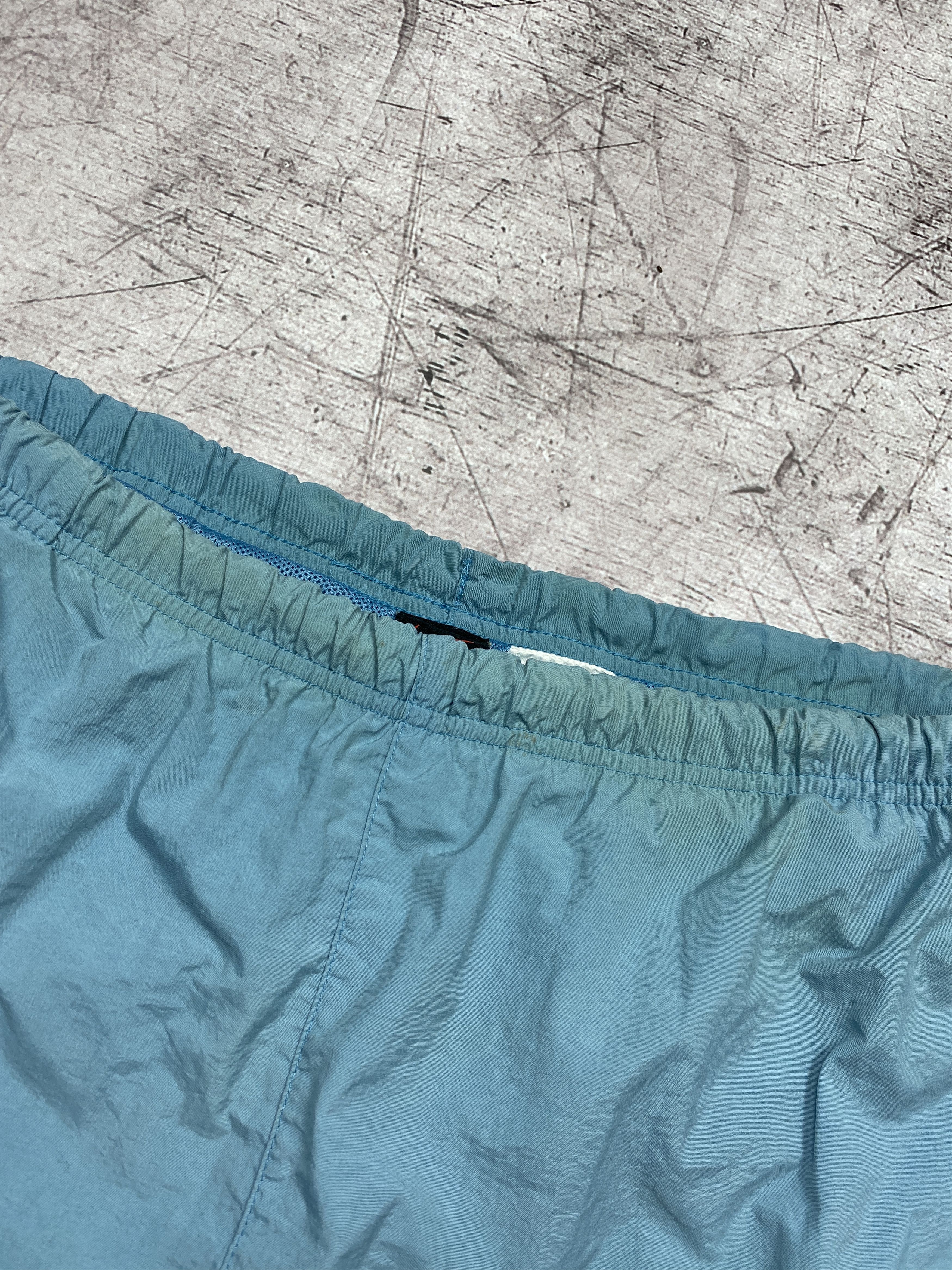 Nike × Vintage Nike Vintage Nylon Shorts Size US 34 / EU 50 - 5 Thumbnail