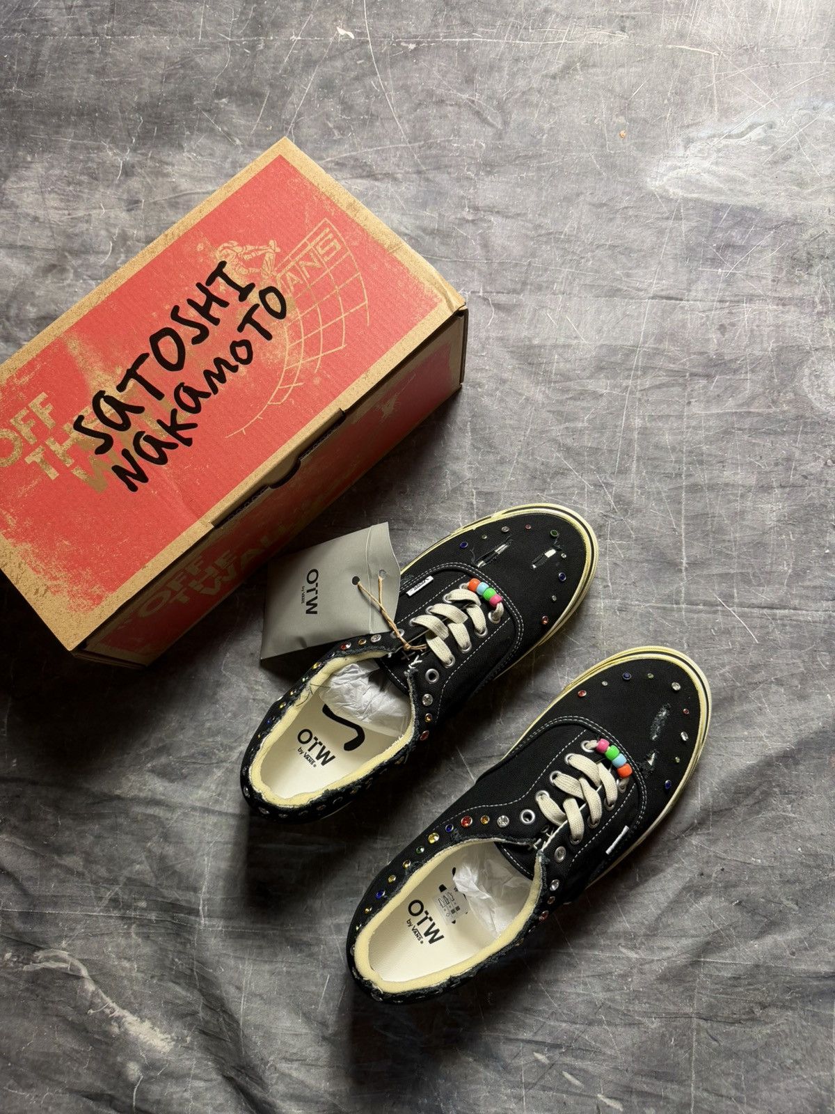 Satoshi Nakamoto × Vans OTW by Vans x Satoshi Nakamoto Era 95 Gems Size US 11 / EU 44 - 2 Thumbnail