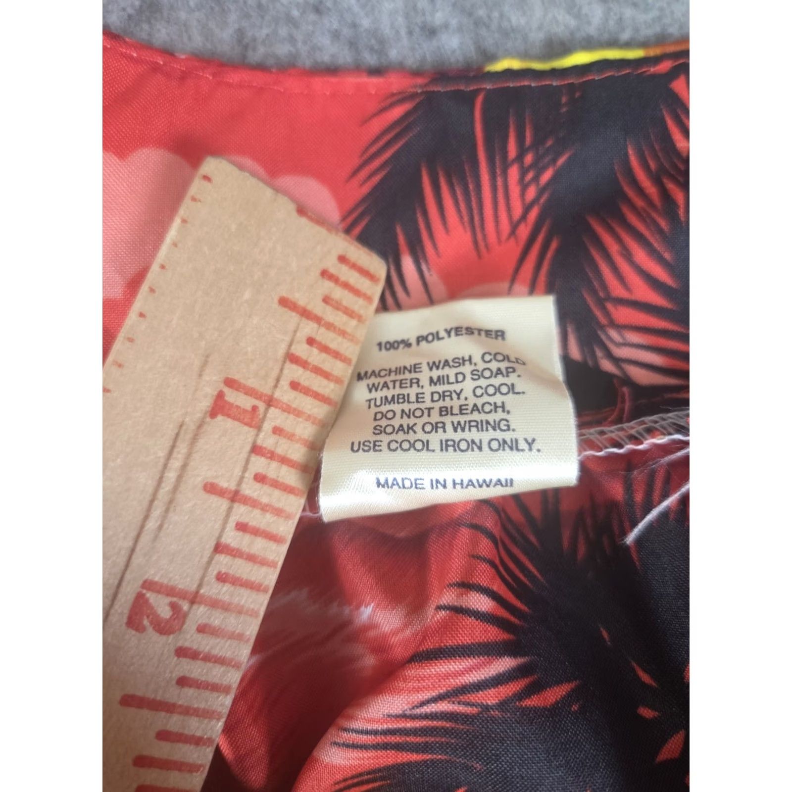Vintage Vtg Royal Creations Hawaii Dress Sleeveless V-Neck Floral Red Short 42" Smocked Fit & Flare Womens Large Hawaii Aloha Cruisewear USA Size L / US 10 / IT 46 - 5 Thumbnail