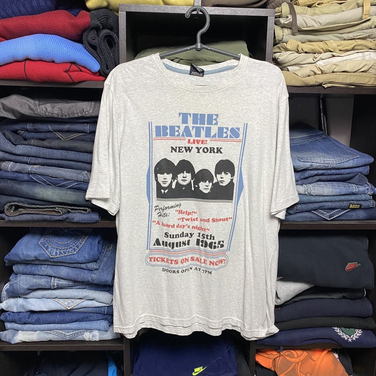Band Tees Vintage The Beatles Big Logo rock band tee size L Size US L / EU 52-54 / 3 - 1 Thumbnail
