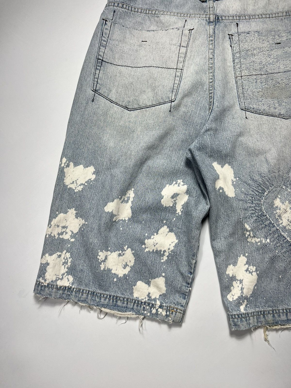 Vintage Vintage Noize Jeans Baggy Distressed Denim Shorts Size US 34 / EU 50 - 13 Thumbnail