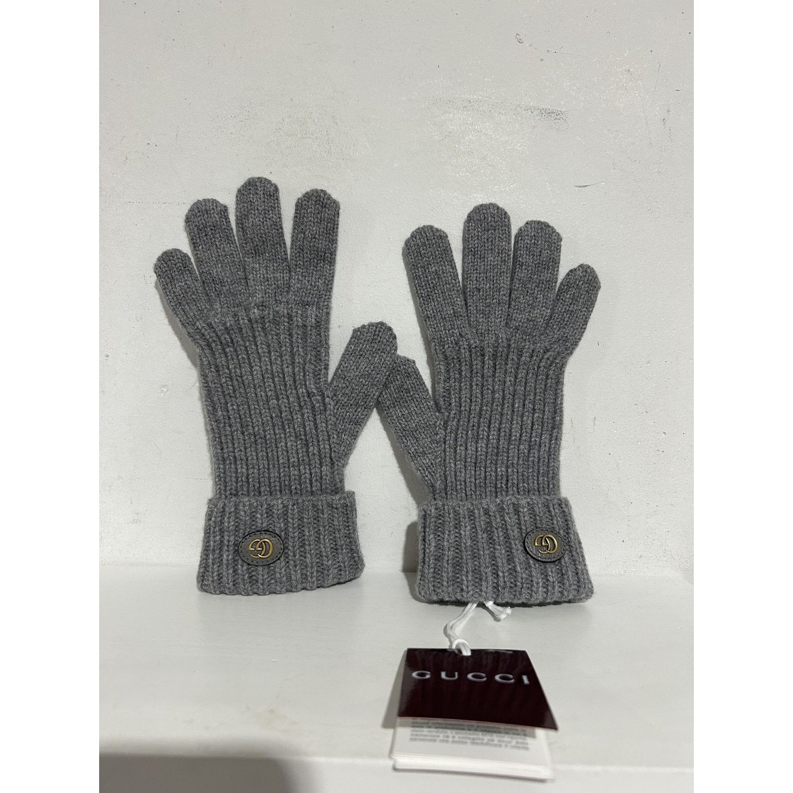 Gucci GUCCI KNITTED GLOVES BRAND NEW SIZE SMALL Size ONE SIZE - 1 Thumbnail