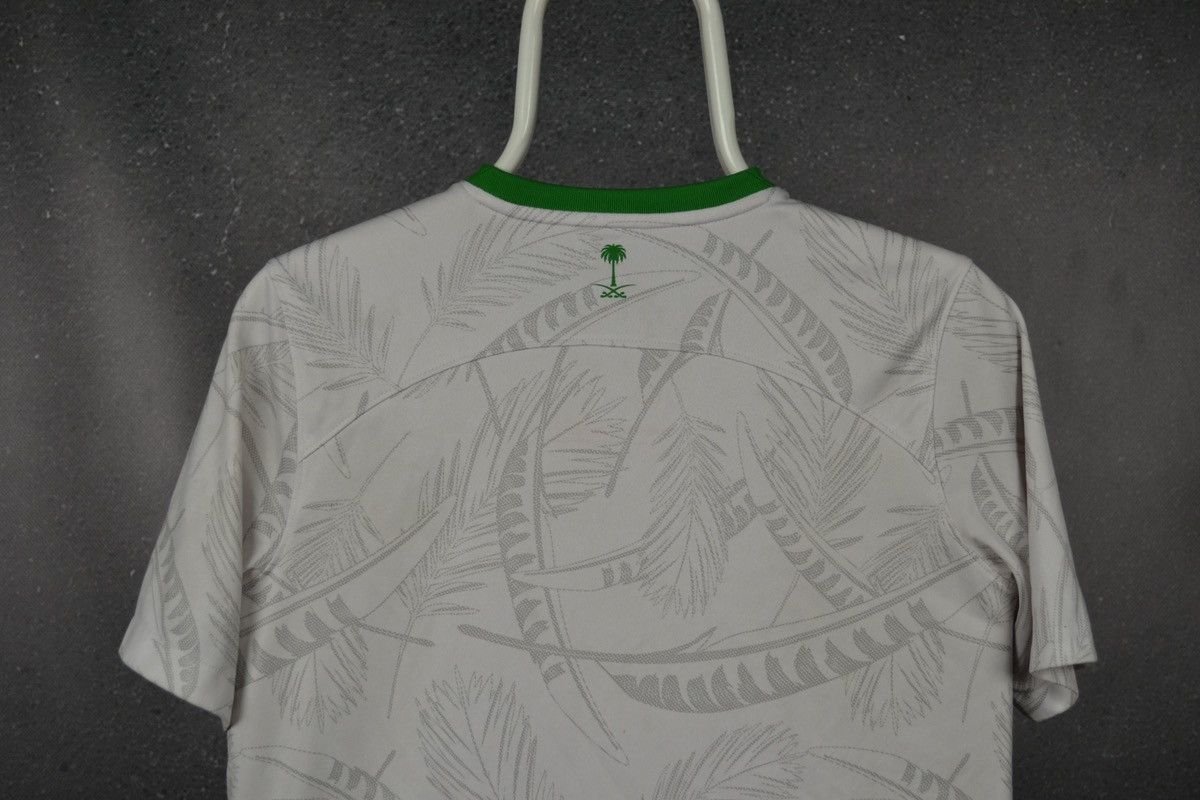 Nike Saudi Arabia 2020 2021 home soccer football jersey Nike Size US XS / EU 42 / 0 - 7 Thumbnail