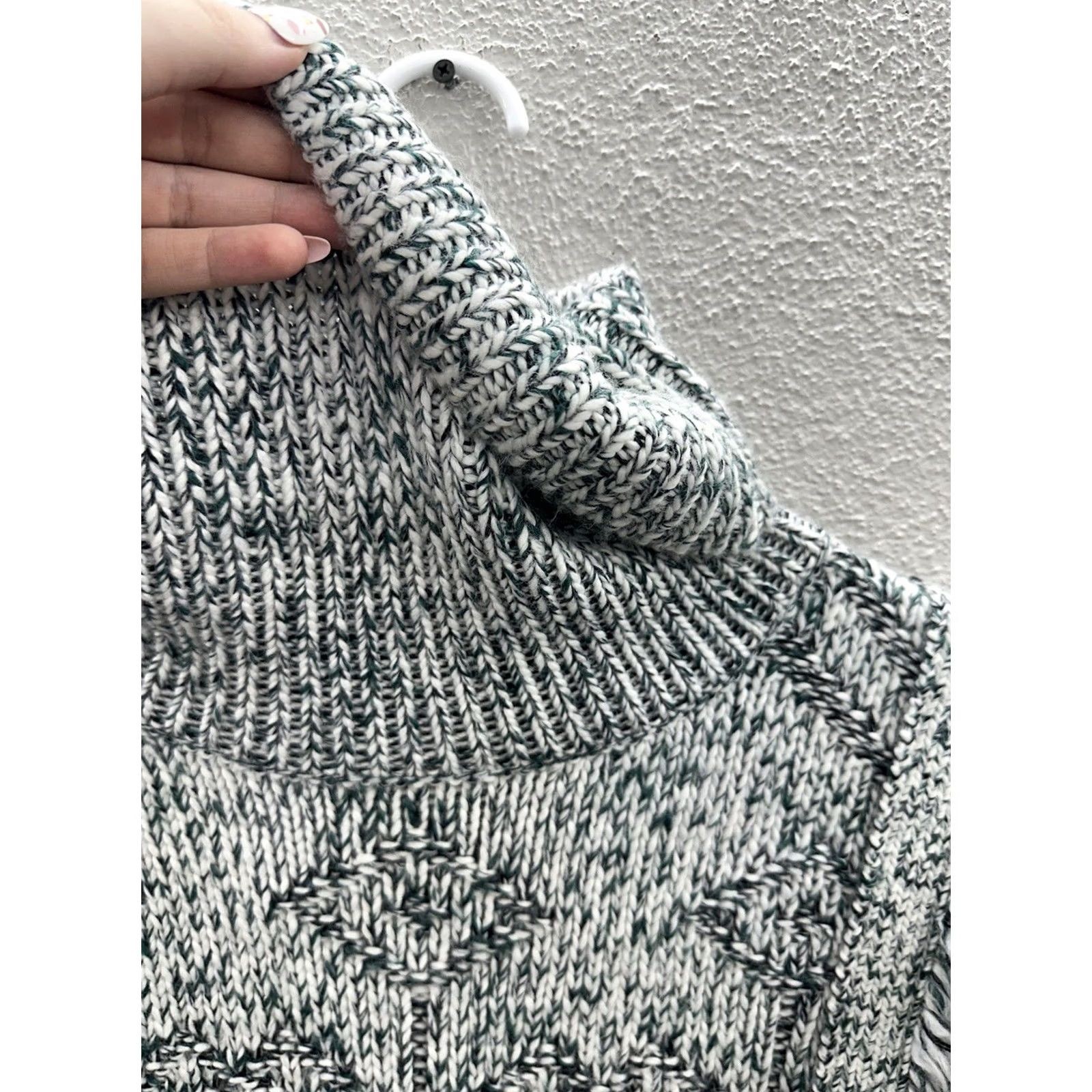 Lucky Brand Lucky Brand Womens Sweater Turtleneck Fringe Pullover White Green Geometric Knit M Regular Bohemian Furthest Improved Size M / US 6-8 / IT 42-44 - 3 Thumbnail