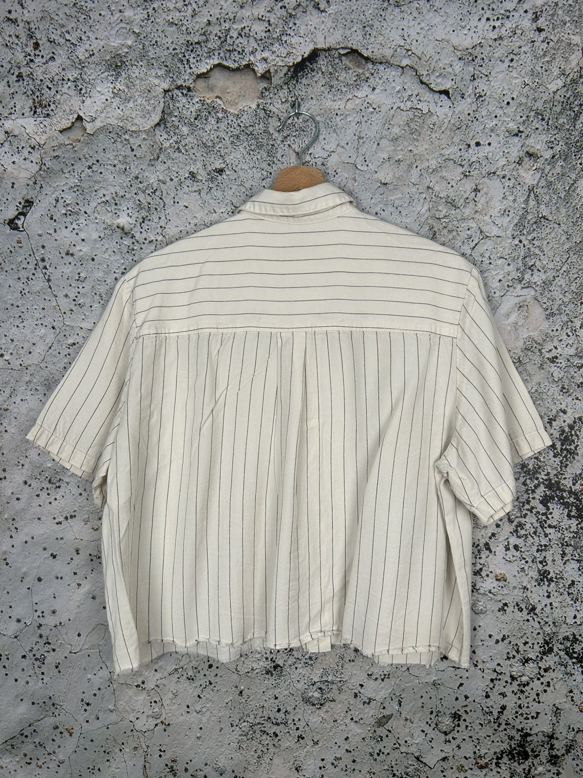 Weekday Weekday Cropped Boxy Shirt Stripe Avant Garde Skate Size US M / EU 48-50 / 2 - 4 Thumbnail