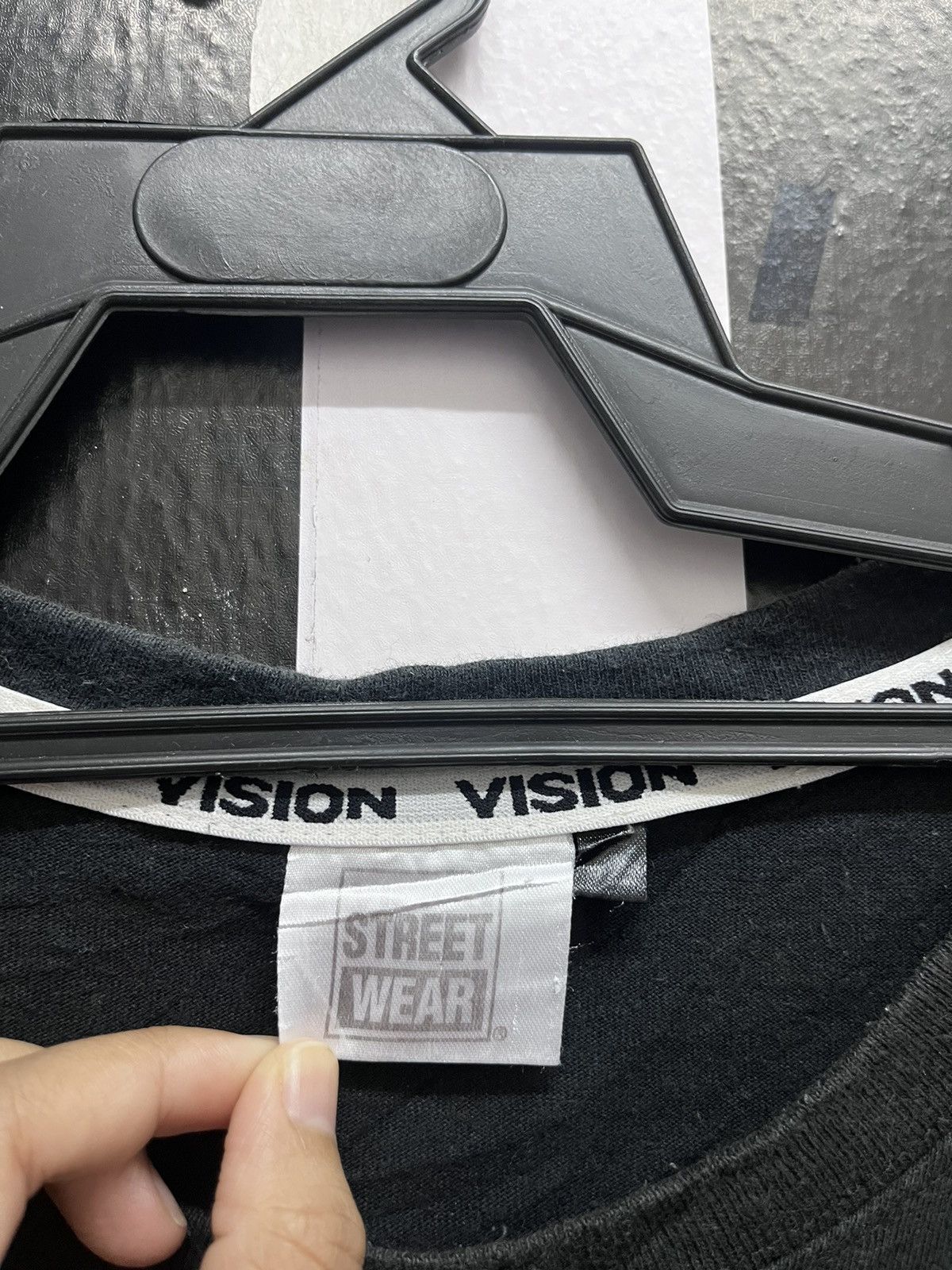 Vintage × Vision Streetwear Vintage Vision Street wear t shirt spell out Size US M / EU 48-50 / 2 - 3 Thumbnail