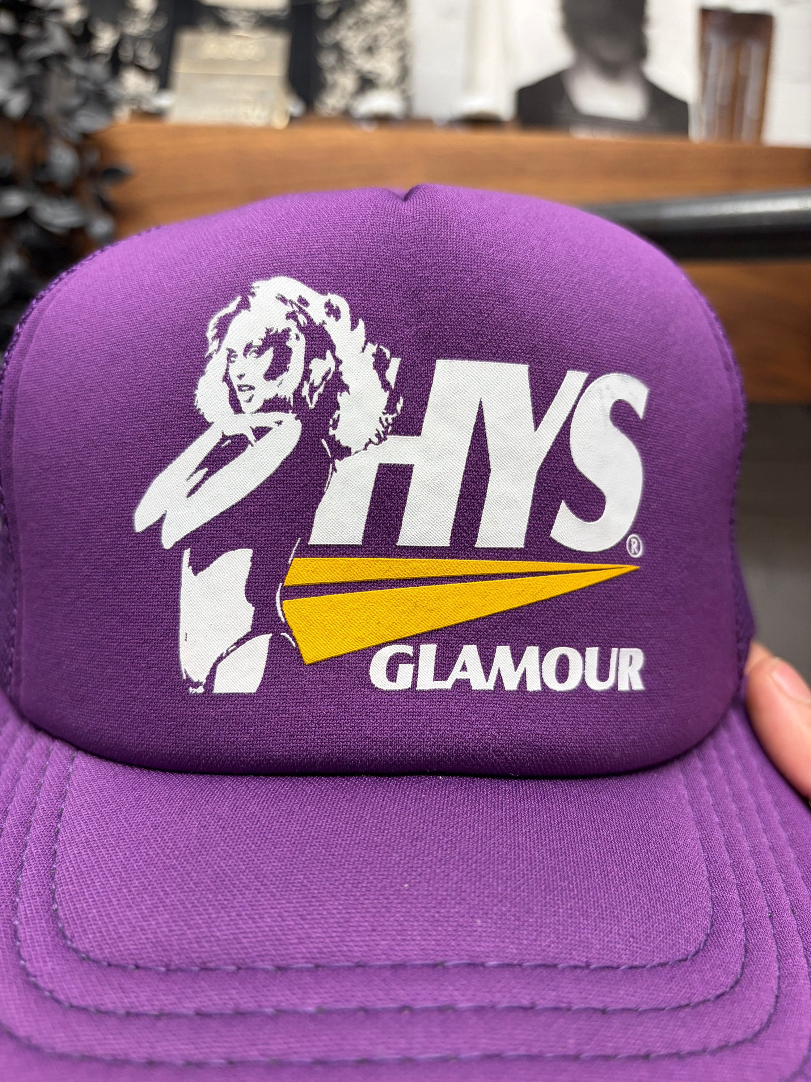 Hysteric Glamour Hysteric Glamour ‘Vixen’ Purple/Yellow Mesh Trucker Hat Size ONE SIZE - 2 Thumbnail