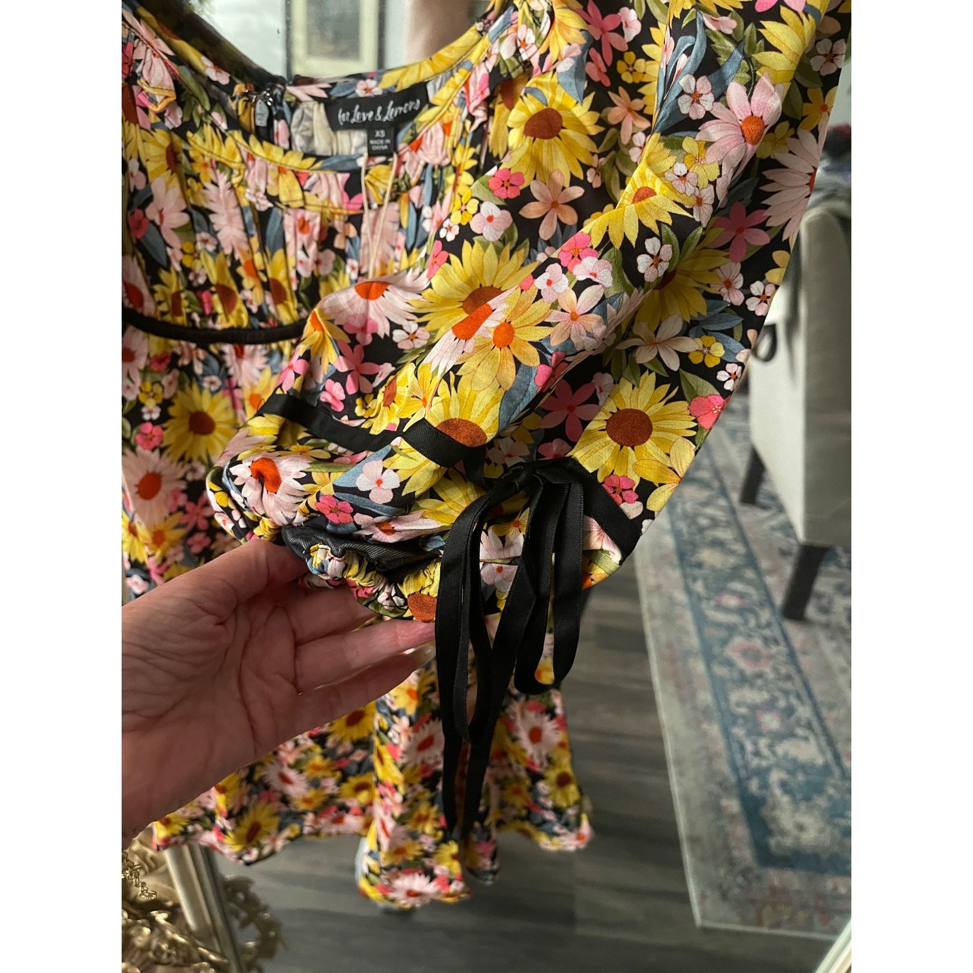 For Love & Lemons For Love & Lemons Sylvia Mini Dress in Daisy Garden Print Size XS / US 0-2 / IT 36-38 - 4 Thumbnail