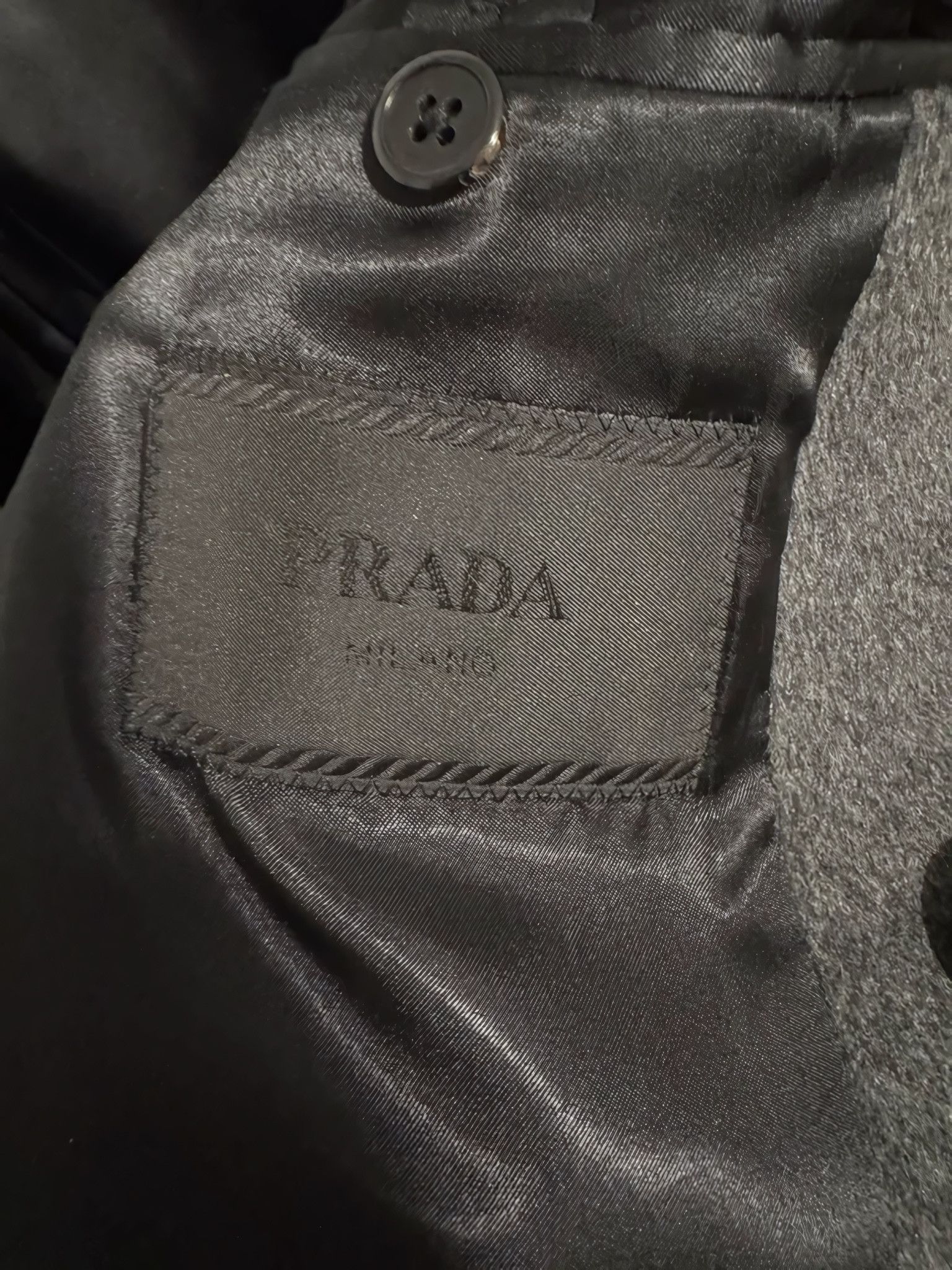 Prada ANGORA WOOL DOUBLE BREASTED LONG COAT Size US L / EU 52-54 / 3 - 3 Thumbnail