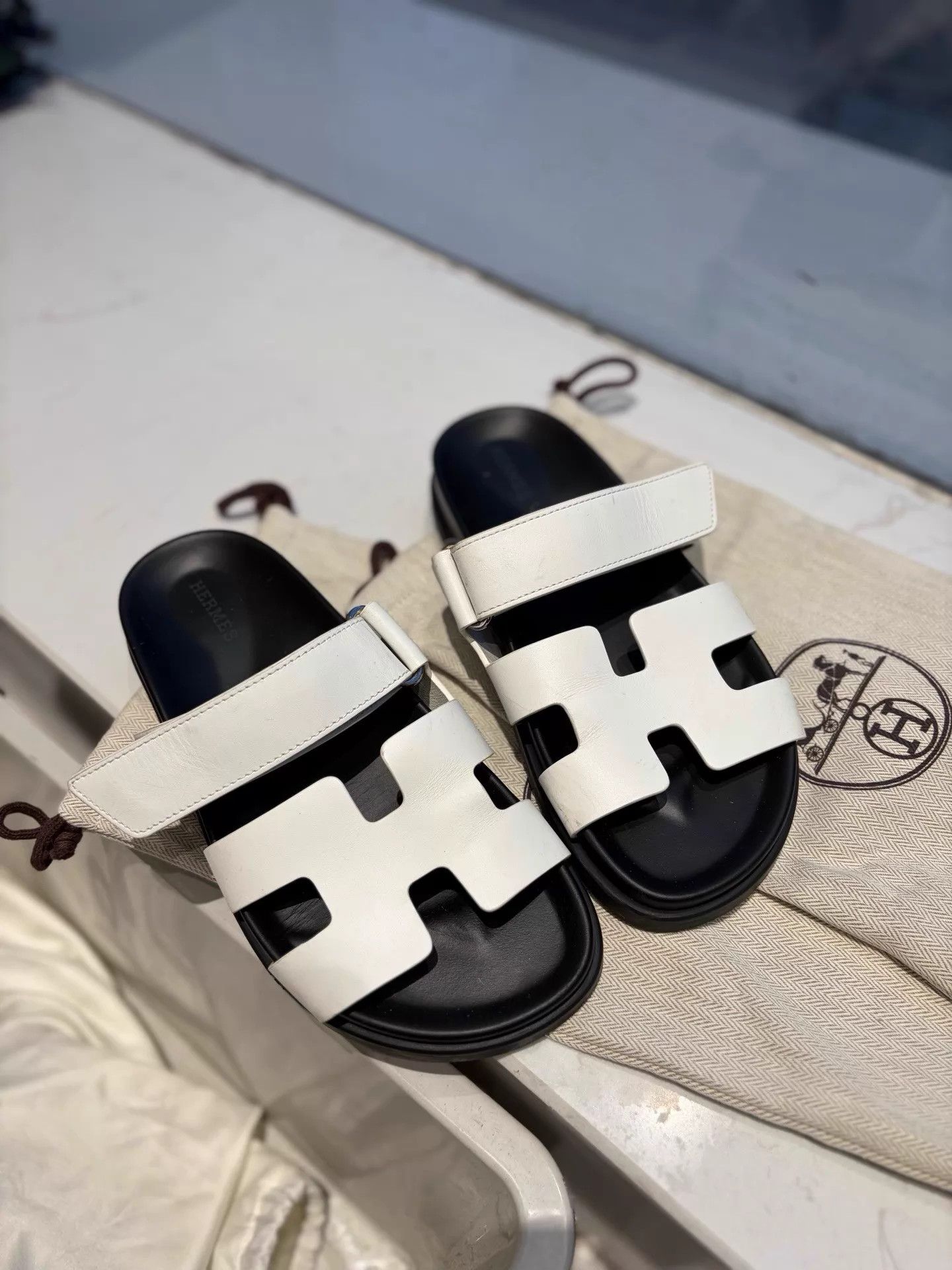 Hermes Hermes White Uncle Slides 98 New 37 w/ Dust Bag Size US 6.5 / IT 36.5 - 1 Thumbnail