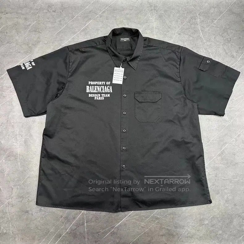Balenciaga Balenciaga Black Slogan Short Sleeve Shirt. Size US M / EU 48-50 / 2 - 1 Thumbnail
