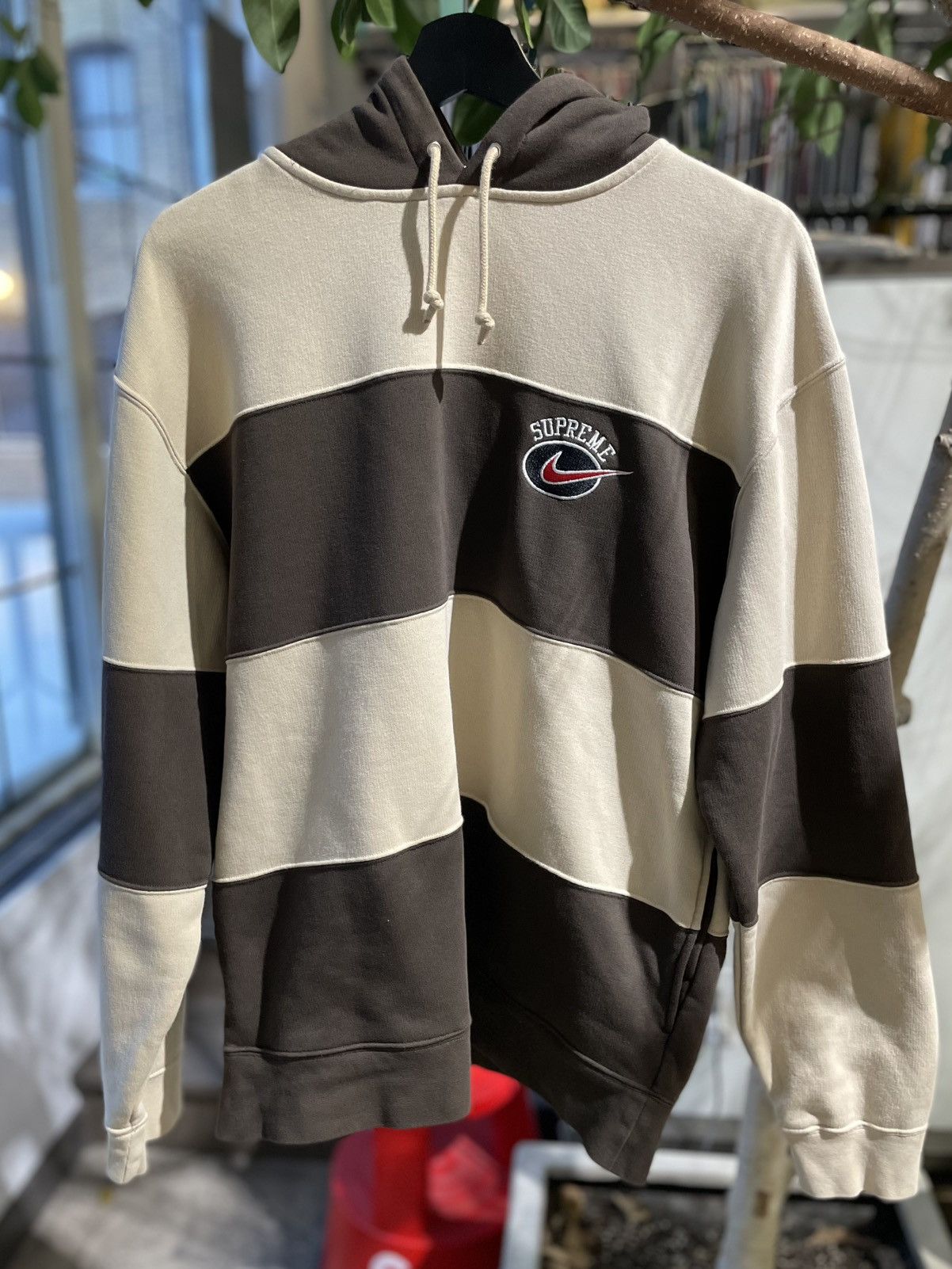 Nike × Supreme Supreme x Nike Stripe Hooded Sweatshirt Size US M / EU 48-50 / 2 - 2 Thumbnail
