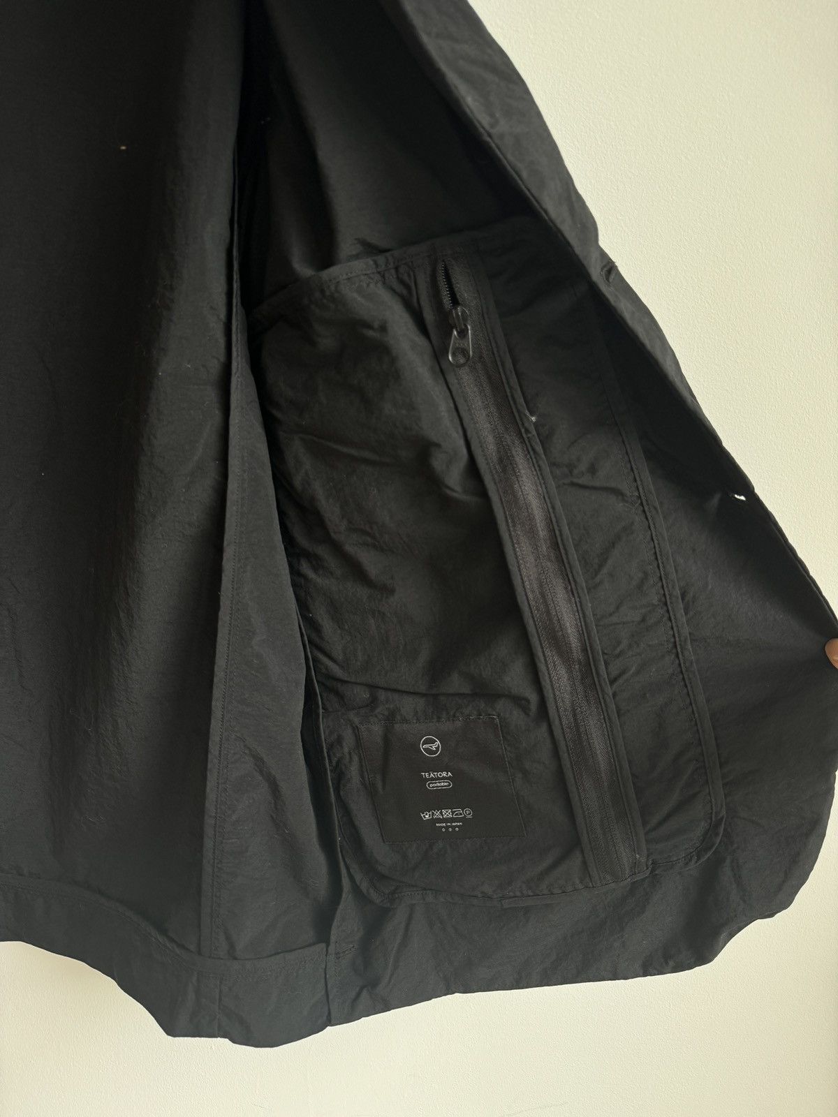 PACKABLE WALLET JKT PLUS