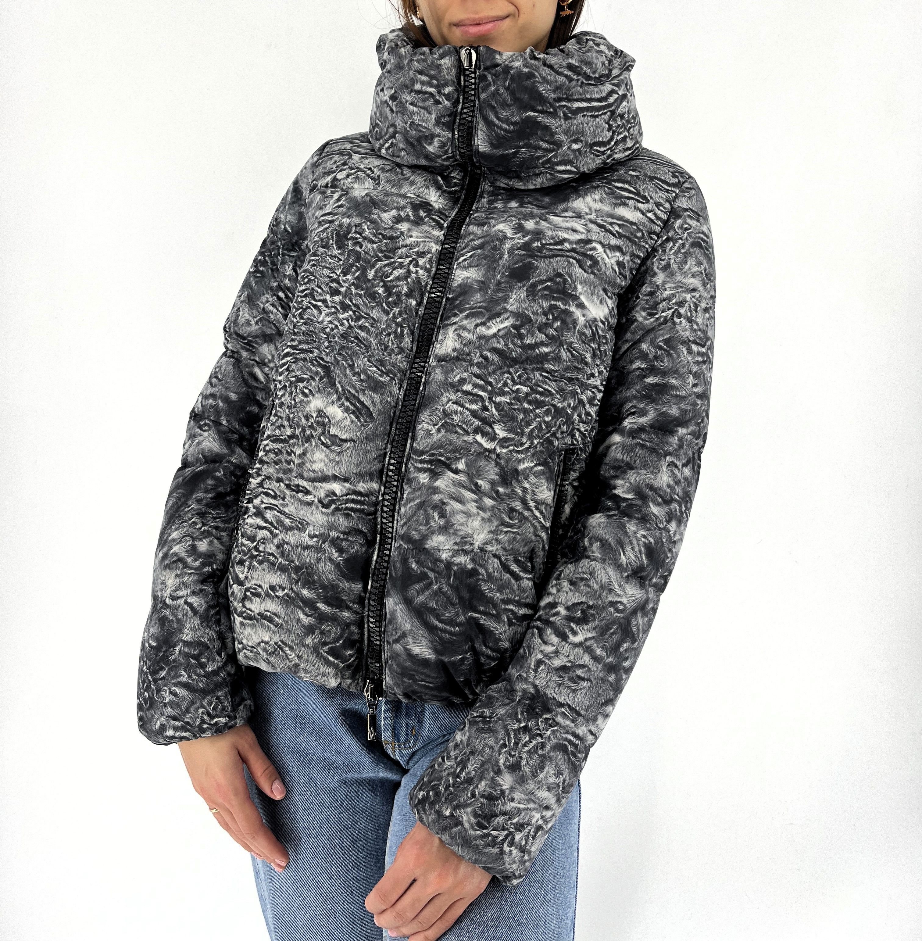 Moncler Women's RARE MONCLER Ratel Quilted Down Puffer Jacket Coat Size S / US 4 / IT 40 - 5 Thumbnail
