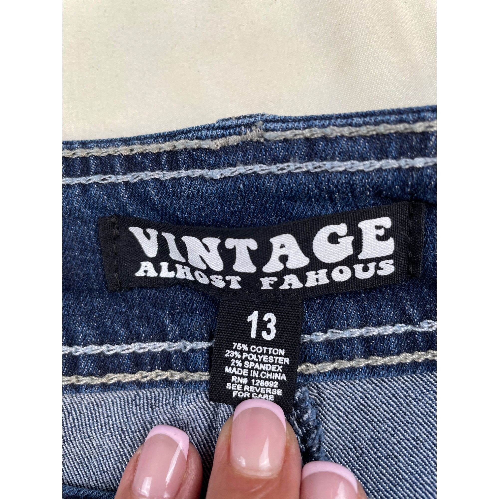 Other Almost Famous Women's Blue Jean Midrise Boot Cut Size 13 SKU Size 32" / US 10 / IT 46 - 5 Thumbnail