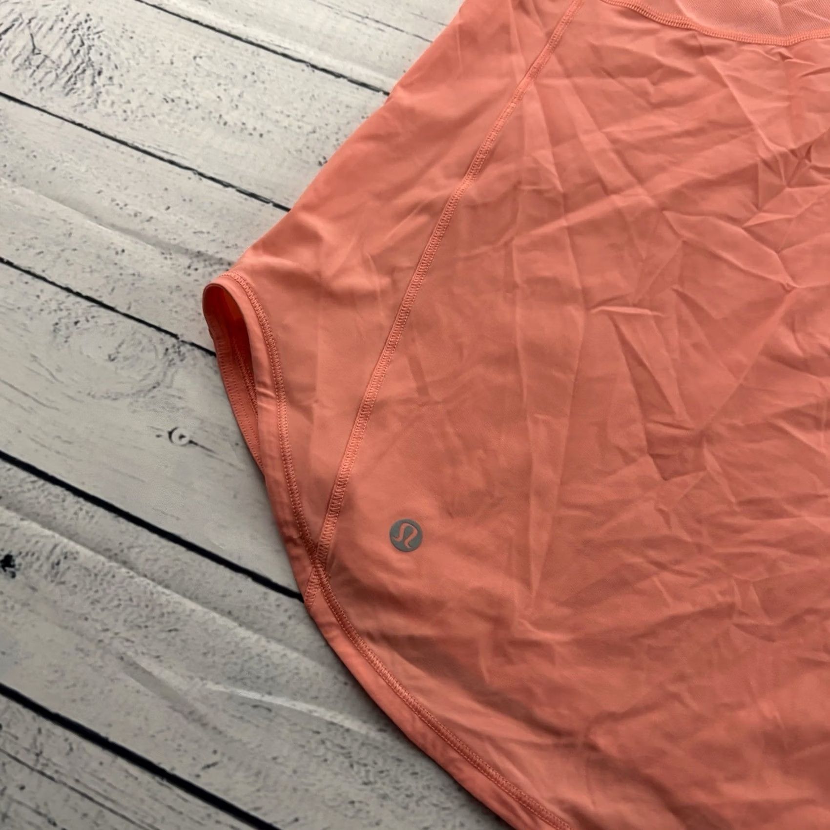 Lululemon Lululemon Sleeveless Athletic Yoga Running Top Women's 10 Peach Tank Shirt, Orange, Activewear, 10, Womens Size L / US 10 / IT 46 - 5 Thumbnail
