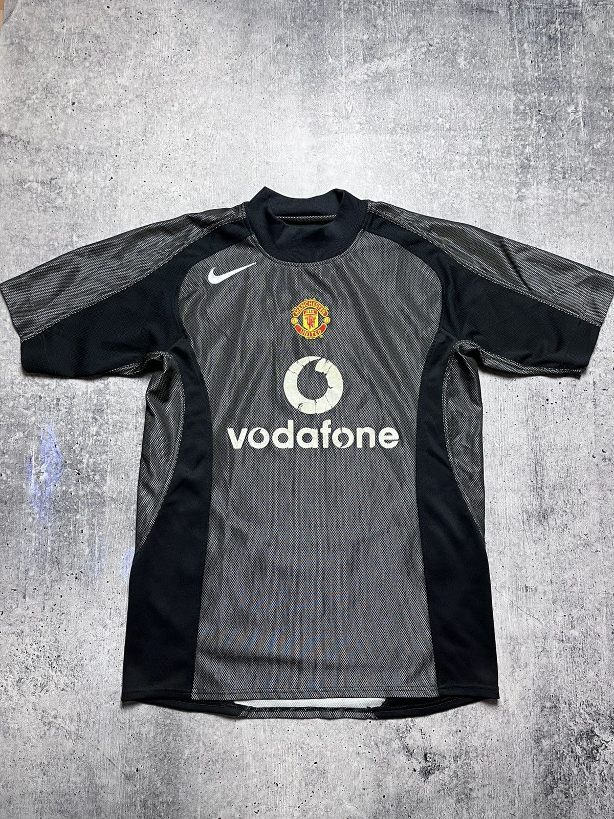 Nike × Vintage Manchester United Goalkeeper 2004/05 VTG Nike Jersey Size M Size US M / EU 48-50 / 2 - 1 Thumbnail