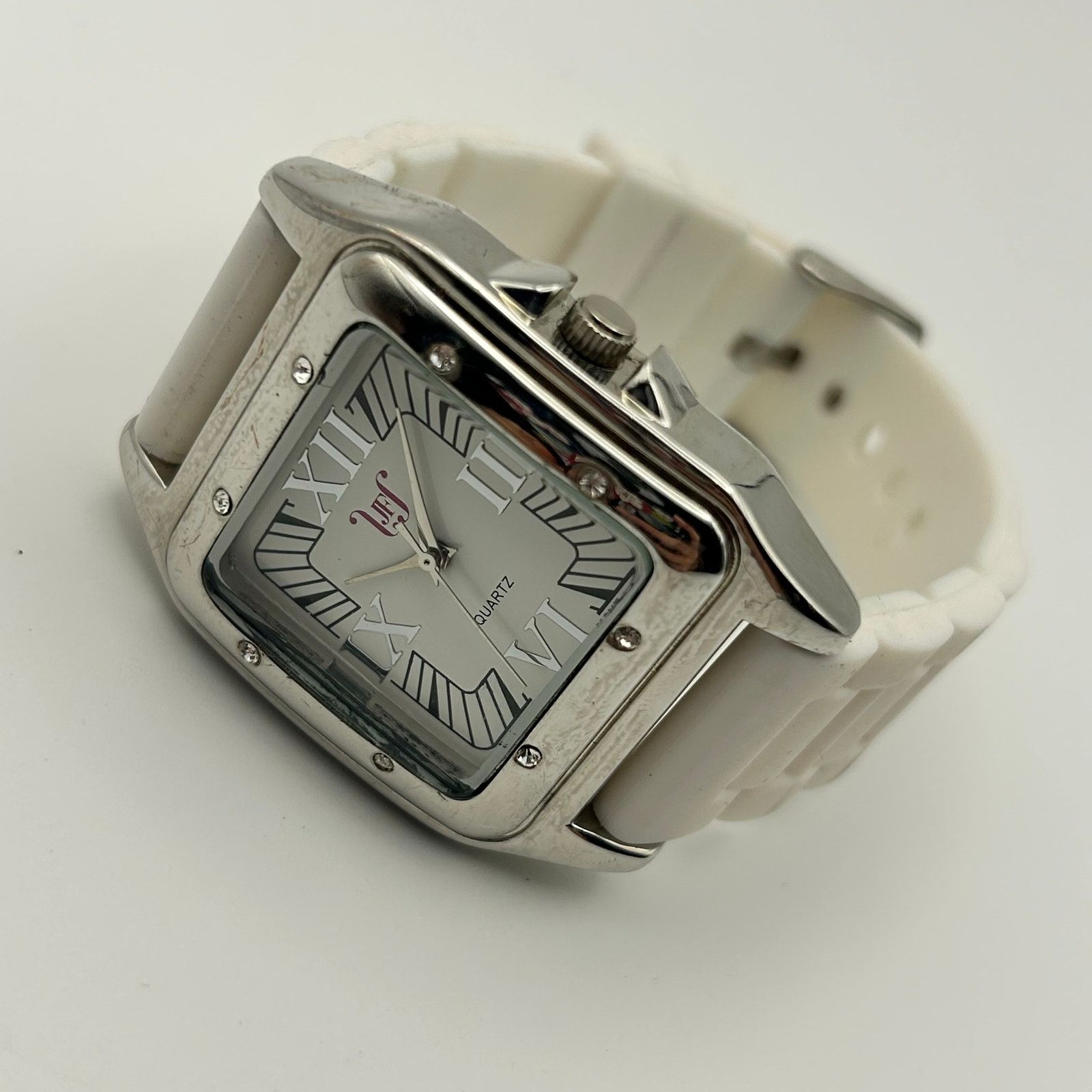 Other JustFab Encore Women Silver Case White Silicone Band Watch Size ONE SIZE - 4 Thumbnail