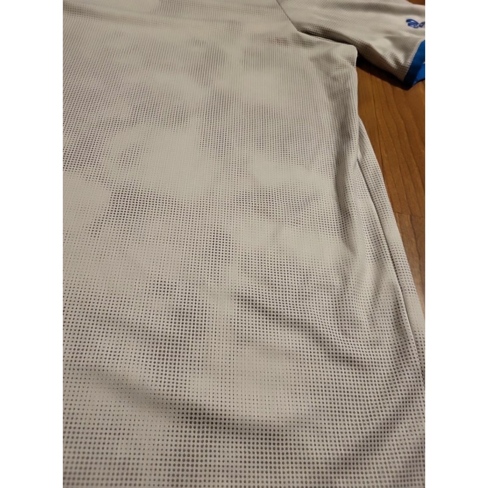 Adidas Adidas Polo Shirt Climachill Geometric White Gray Blue Collar Cuffs Men M EUC Size US M / EU 48-50 / 2 - 4 Thumbnail