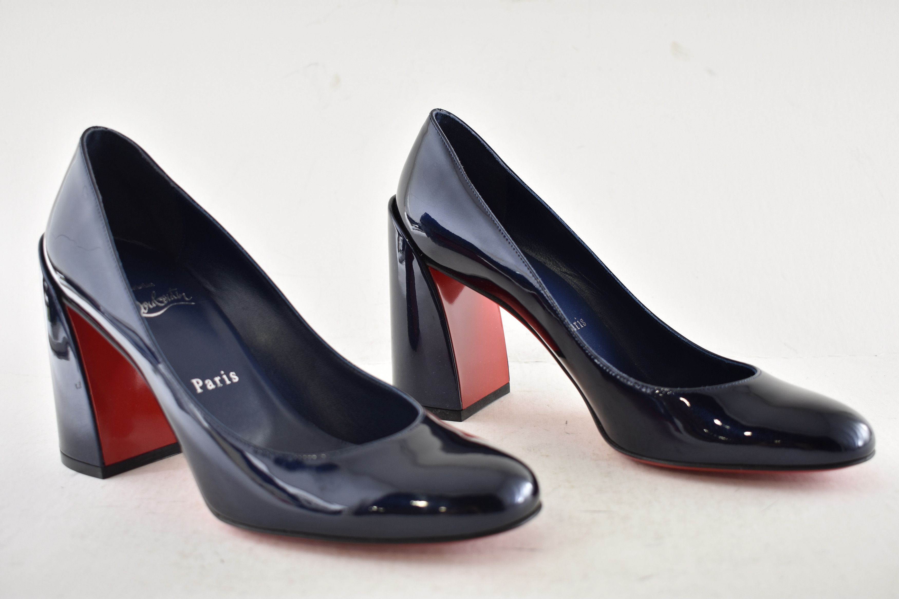 Christian Louboutin Miss Sab 85 Zaffiro Navy Blue Patent Block Heel Pump 37 Size US 7 / IT 37 - 4 Thumbnail