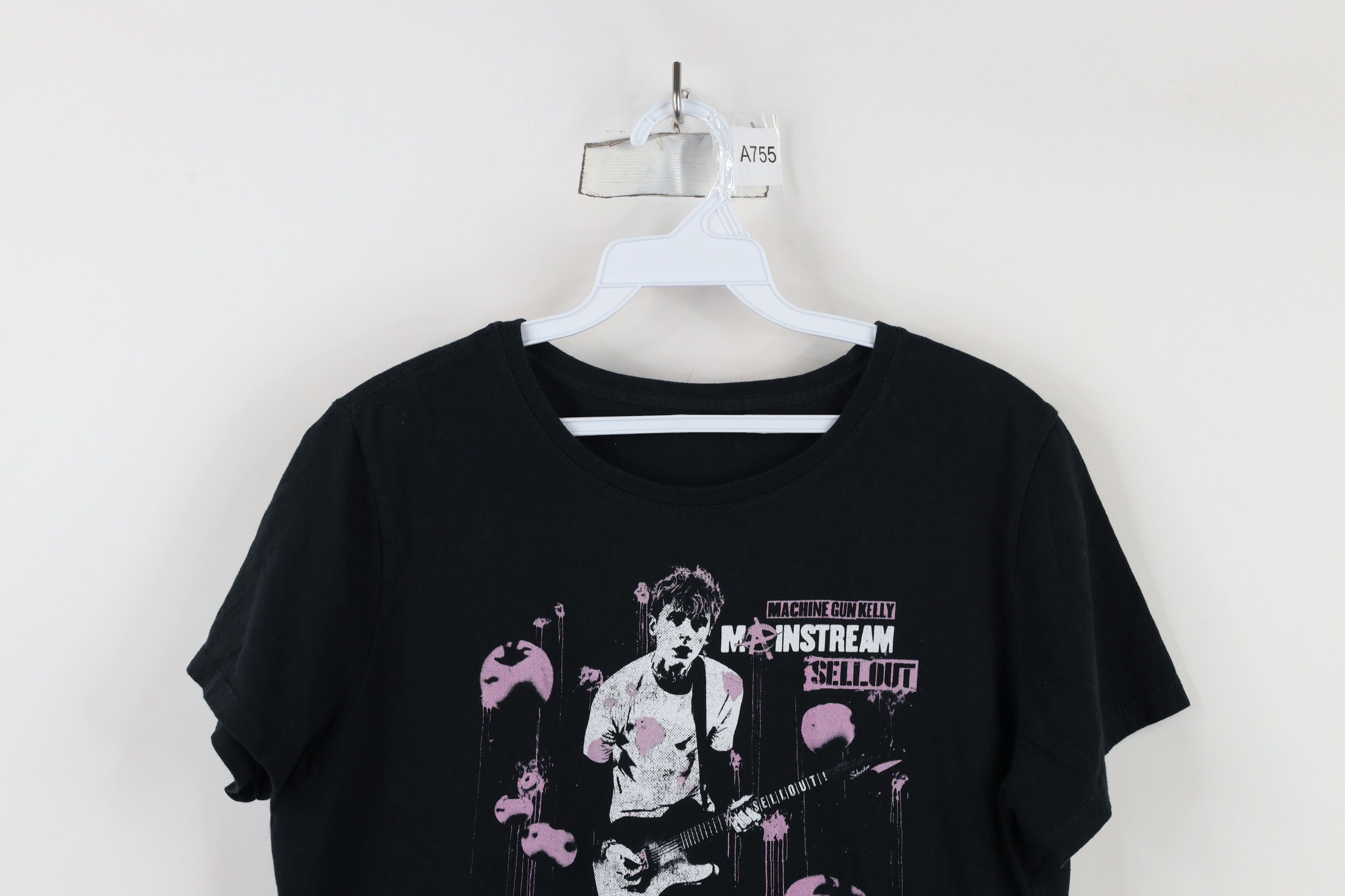 Vintage Y2K Mainstream Sellout Tour Machine Gun Kelly Band T-Shirt Size L / US 10 / IT 46 - 2 Thumbnail