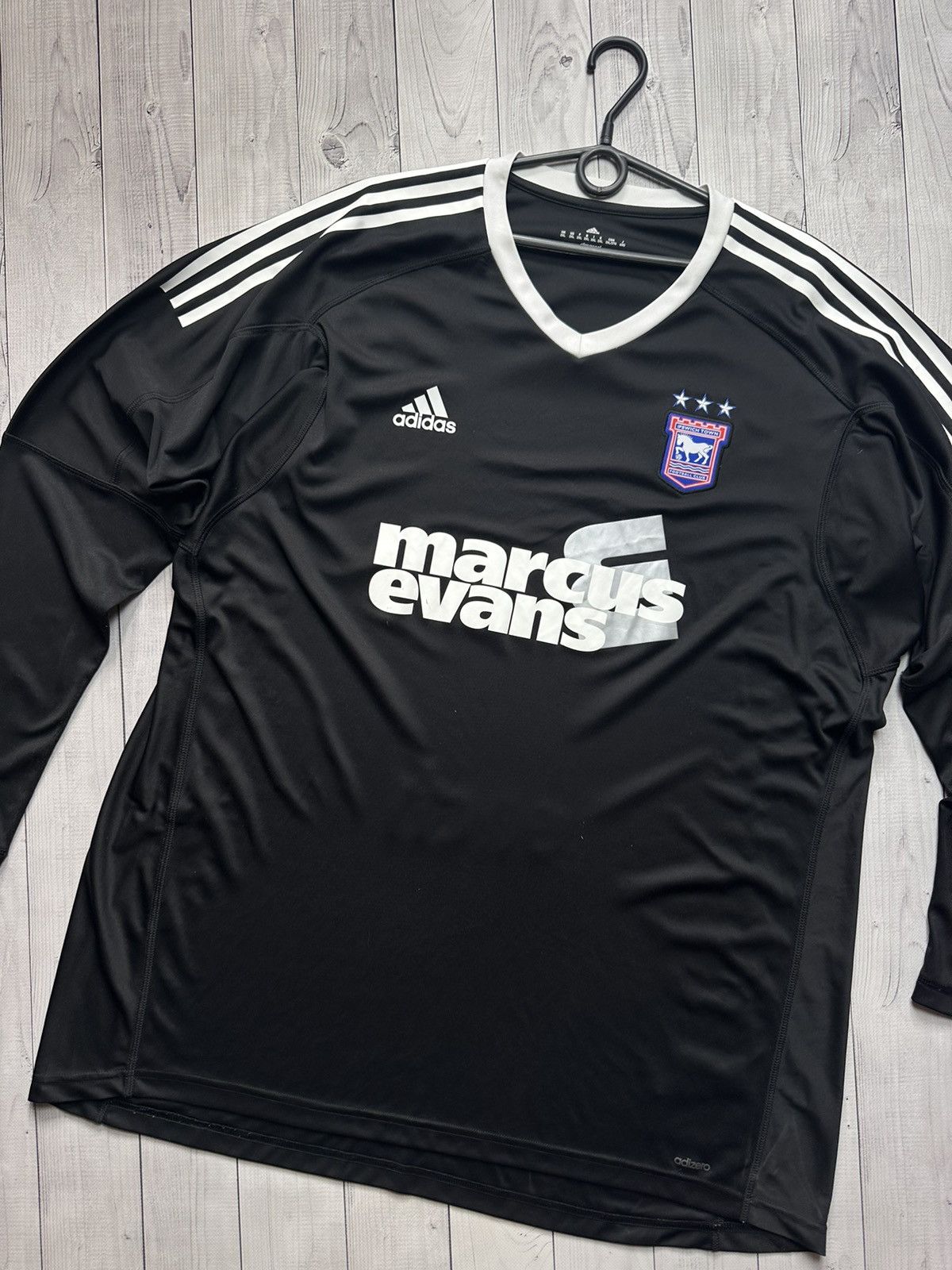 Adidas × Vintage Adidas Soccer jersey goalkeeper Ipswich Town black XXL Size US XXL / EU 58 / 5 - 2 Thumbnail