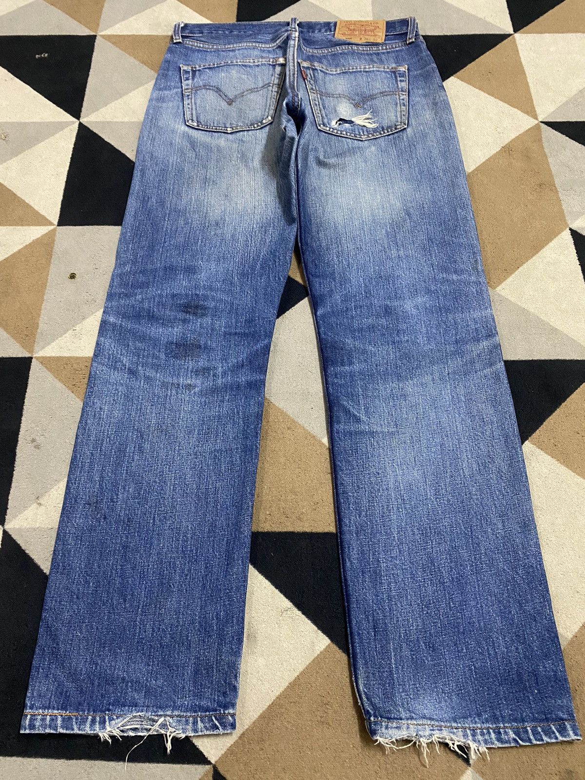 Levi's Vintage Clothing Vintage Levis 501 Y2K Blue Wash Distressed Jeans Size US 31 - 2 Thumbnail