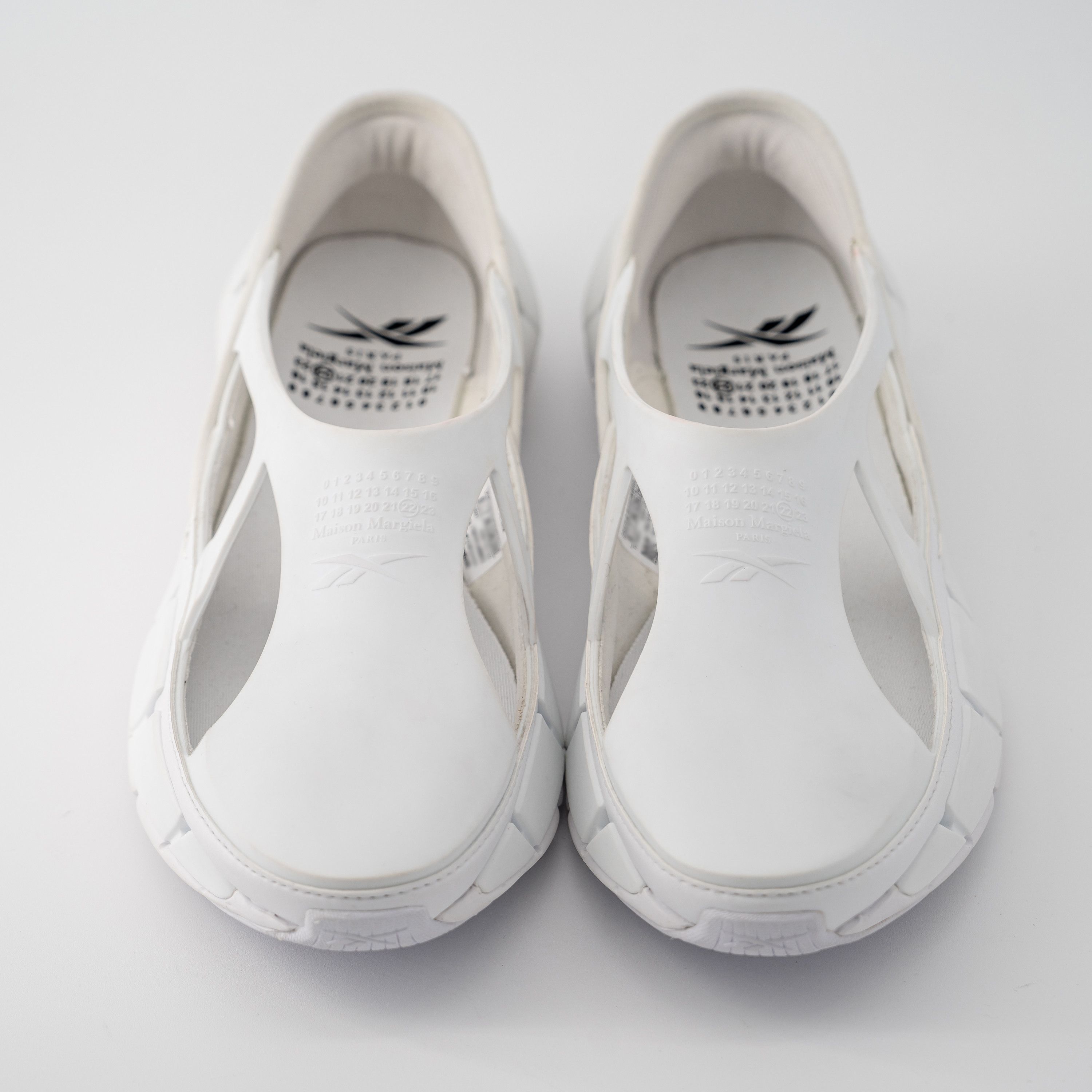 Maison Margiela × Reebok 8 Maison Margiela Reebok White Croafer Slip On Project 0 CR Size US 8 / EU 41 - 3 Thumbnail