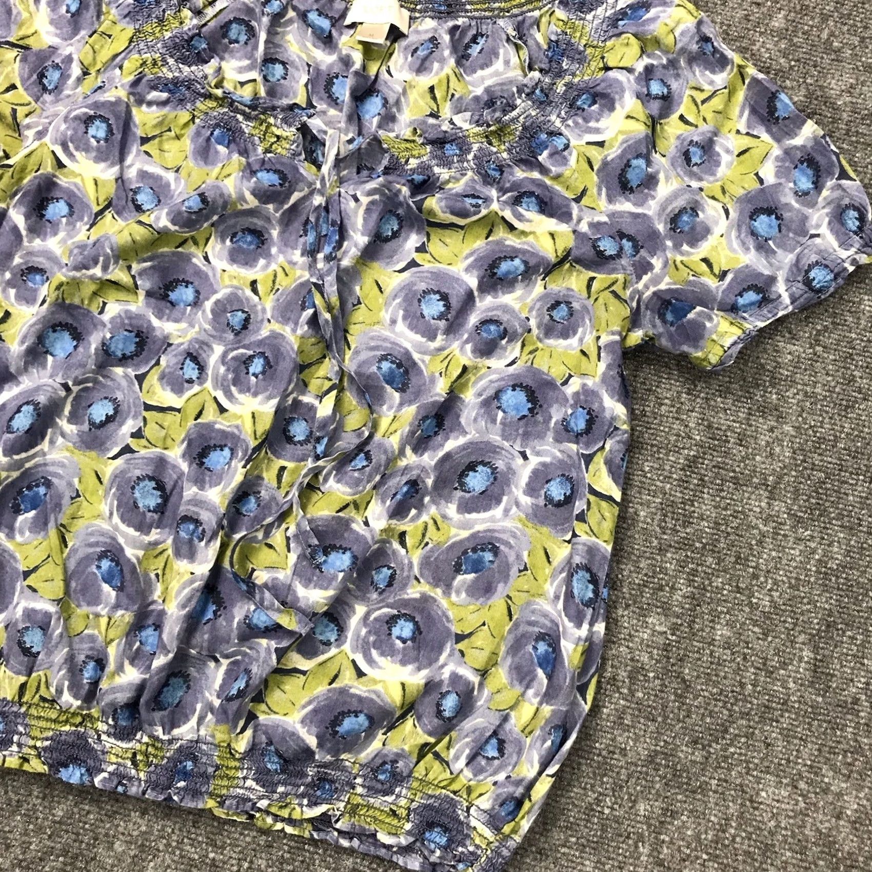 Ann Taylor Ann Taylor Loft Blouse Shirt Women Medium Floral Print Soft Lightweight Short Sleeve Scoop Neck Size M / US 6-8 / IT 42-44 - 4 Thumbnail