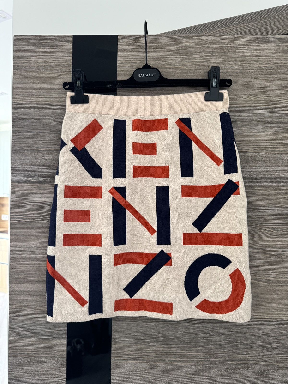 Japanese Brand × Kenzo Kenzo Monogram Cream Mini Skirt Size 26" / US 2 / IT 38 - 1 Thumbnail