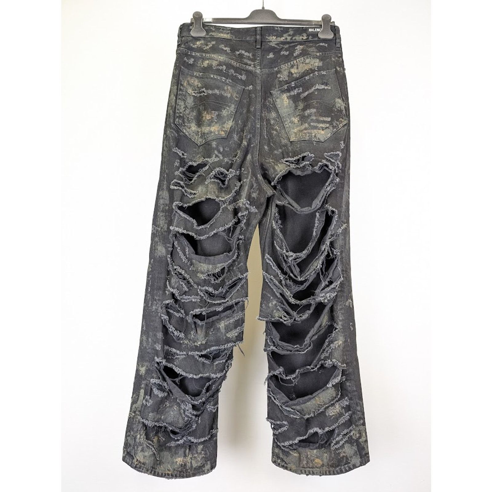 Balenciaga o1rshd1 Unisex Super Destroyed Baggy Pants 13 in Flat Black Size US 32 / EU 48 - 9 Thumbnail