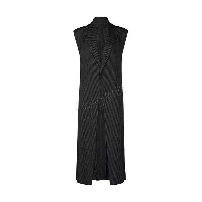 Issey Miyake Issey Miyake A long black toothpick vest Size S / US 4 / IT 40 - 1 Thumbnail