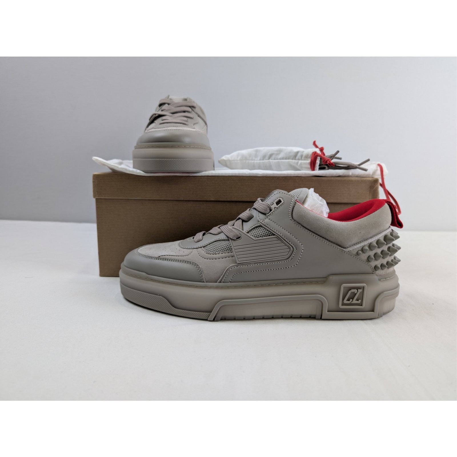 Christian Louboutin o1rshd1 Astroloubi Flat Shoe Sneakers in Grey 44 Size US 11 / EU 44 - 19 Thumbnail