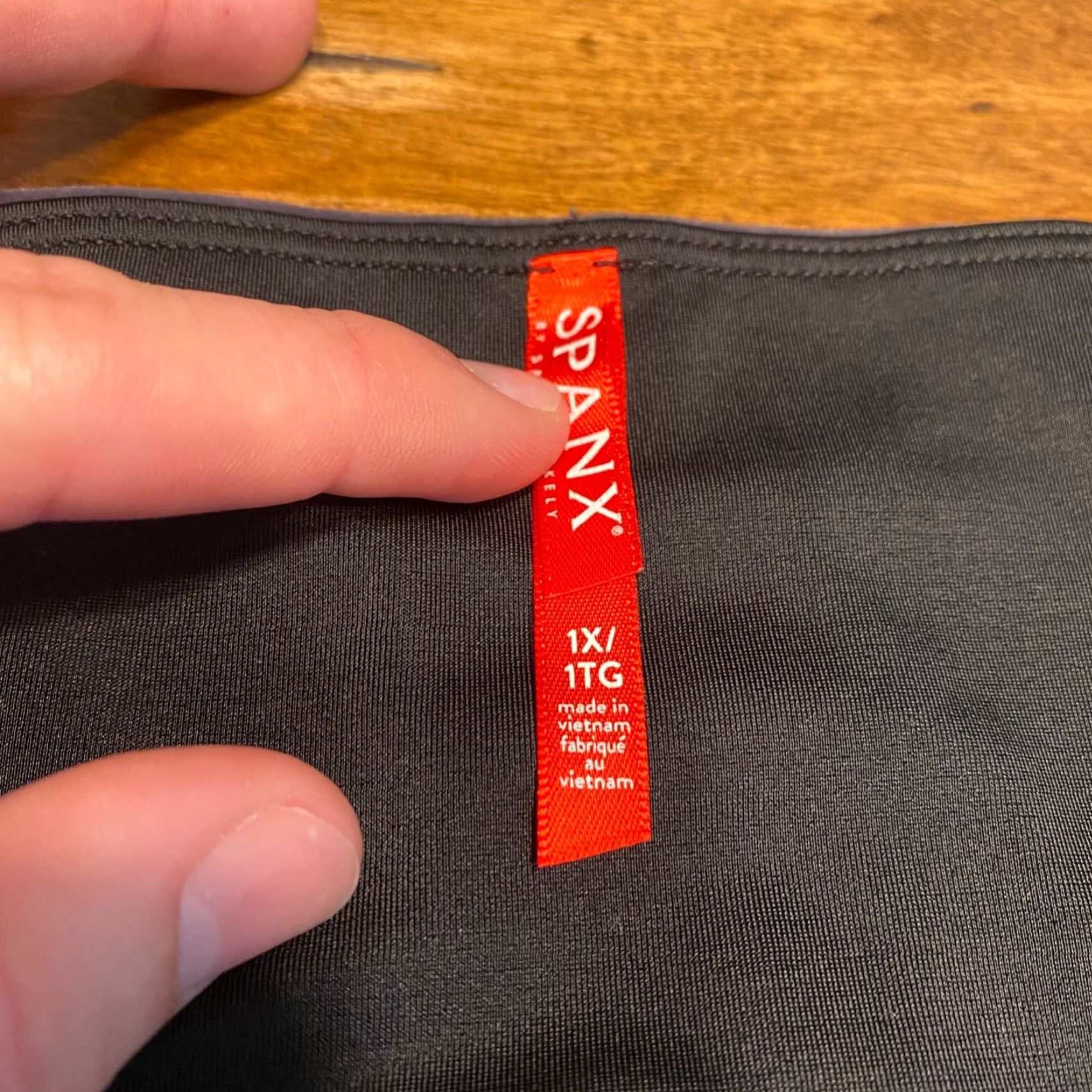 Spanx Spanx Leggings Womens 1X Plus Gray Velvet Velour High Waist Workout Pants Size 1X Womens Gray Velour Athleisure Leggings Size 40" / US 18 - 3 Thumbnail