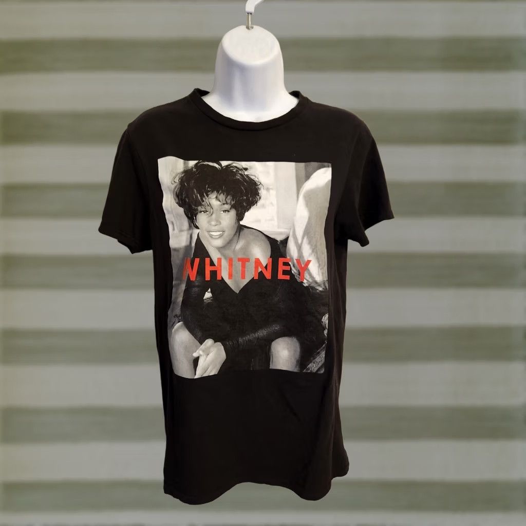 Vintage Whitney Houston Solid Crew Neck Black Womens Small Shirt Size S / US 4 / IT 40 - 1 Thumbnail