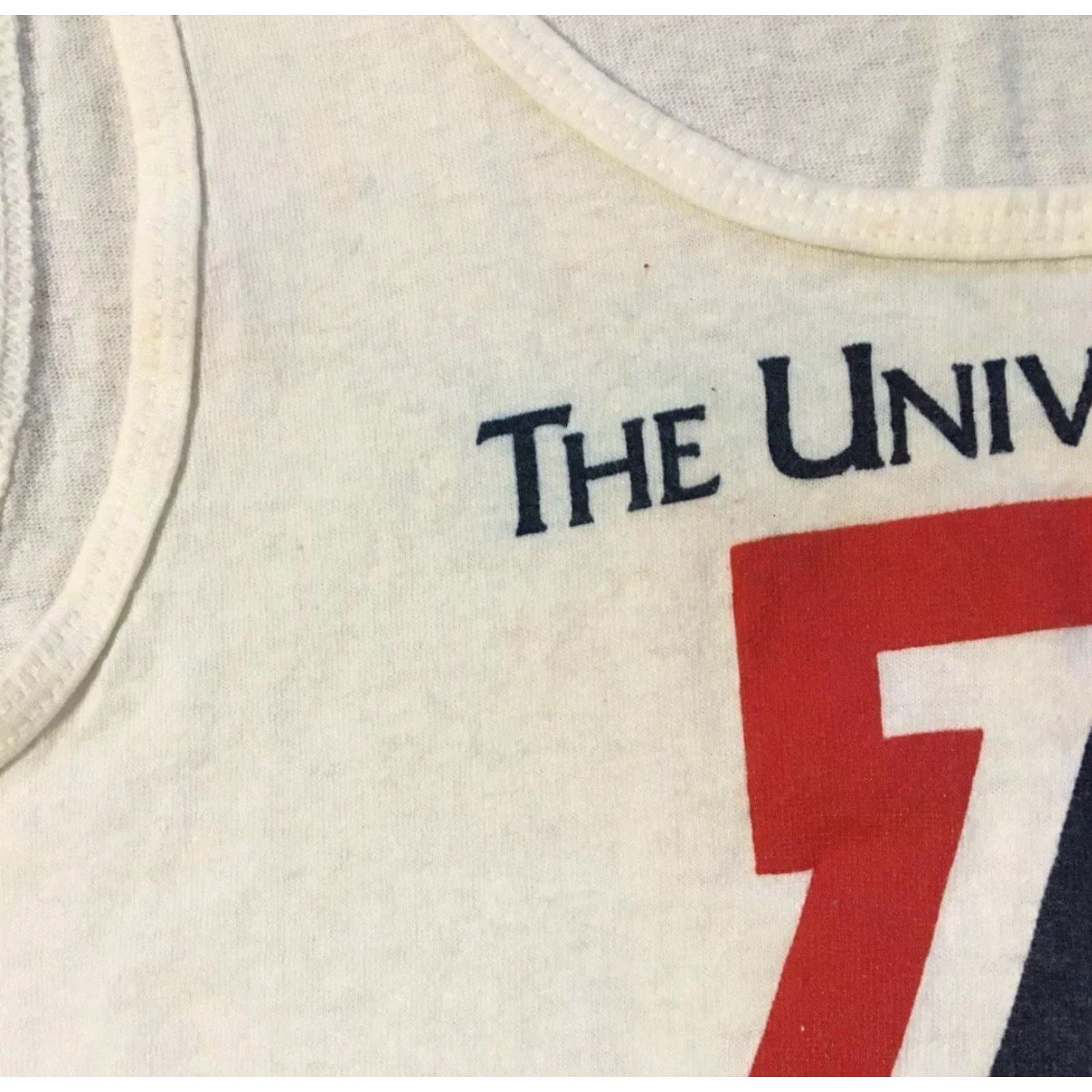Vintage VINTAGE 80s University Of Arizona Faded Tank Top S Wildcats College Track Grunge 90s Shirt Men Small White Single Stitch USA University Tape? Size US S / EU 44-46 / 1 - 6 Thumbnail